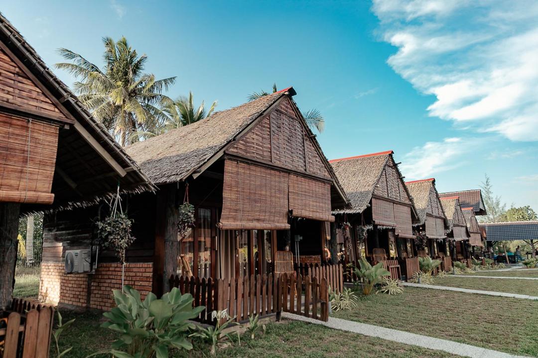 Nipoh Beach Cottage photo 5