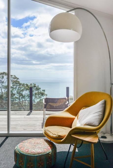 Nest over the Bay. Amazing views!
