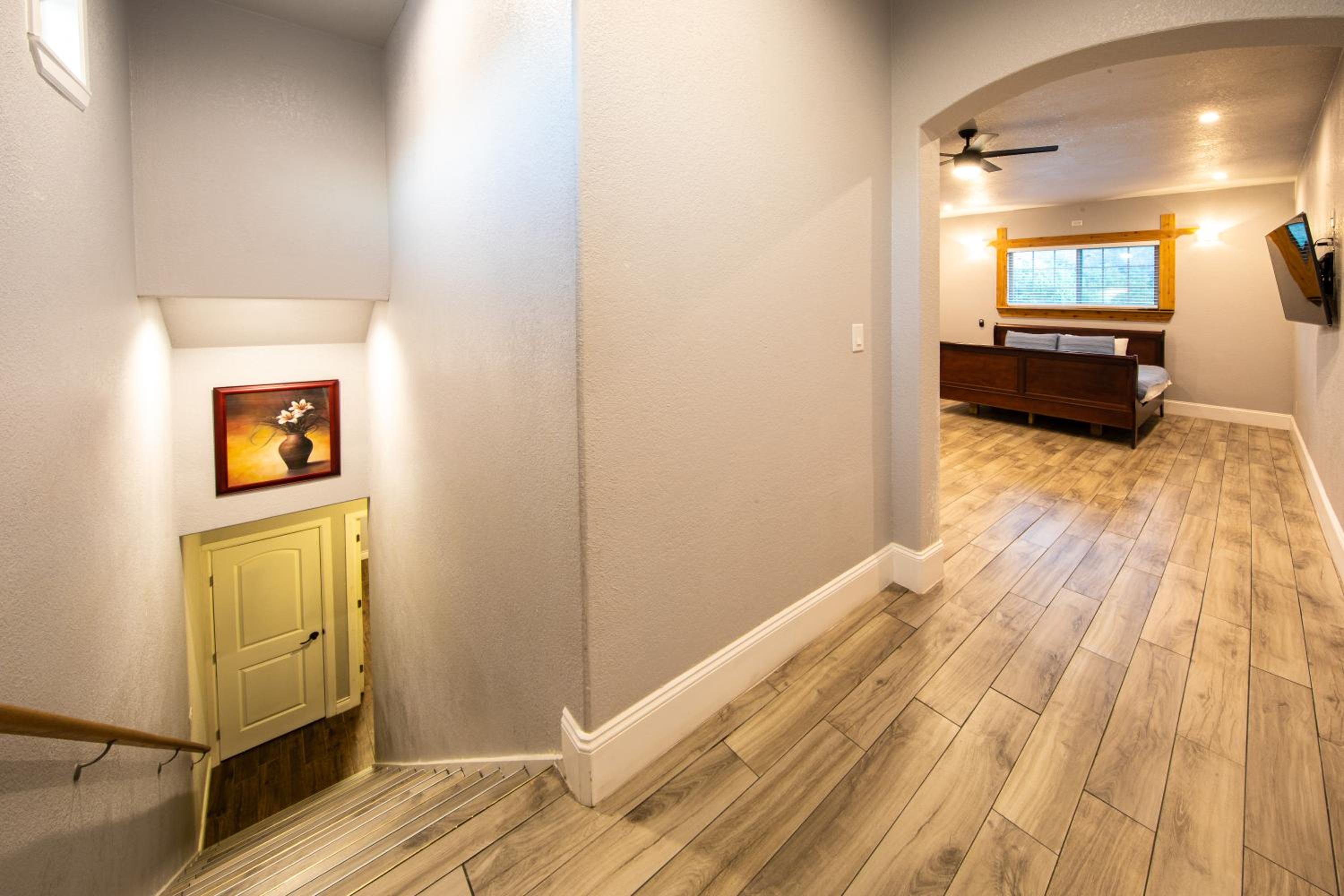 Lakeview Luxury