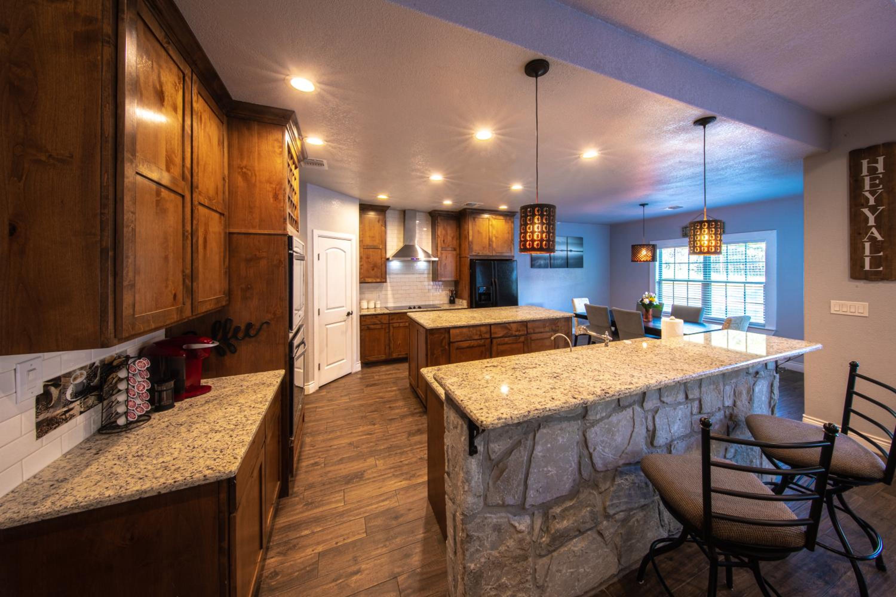 Lakeview Luxury