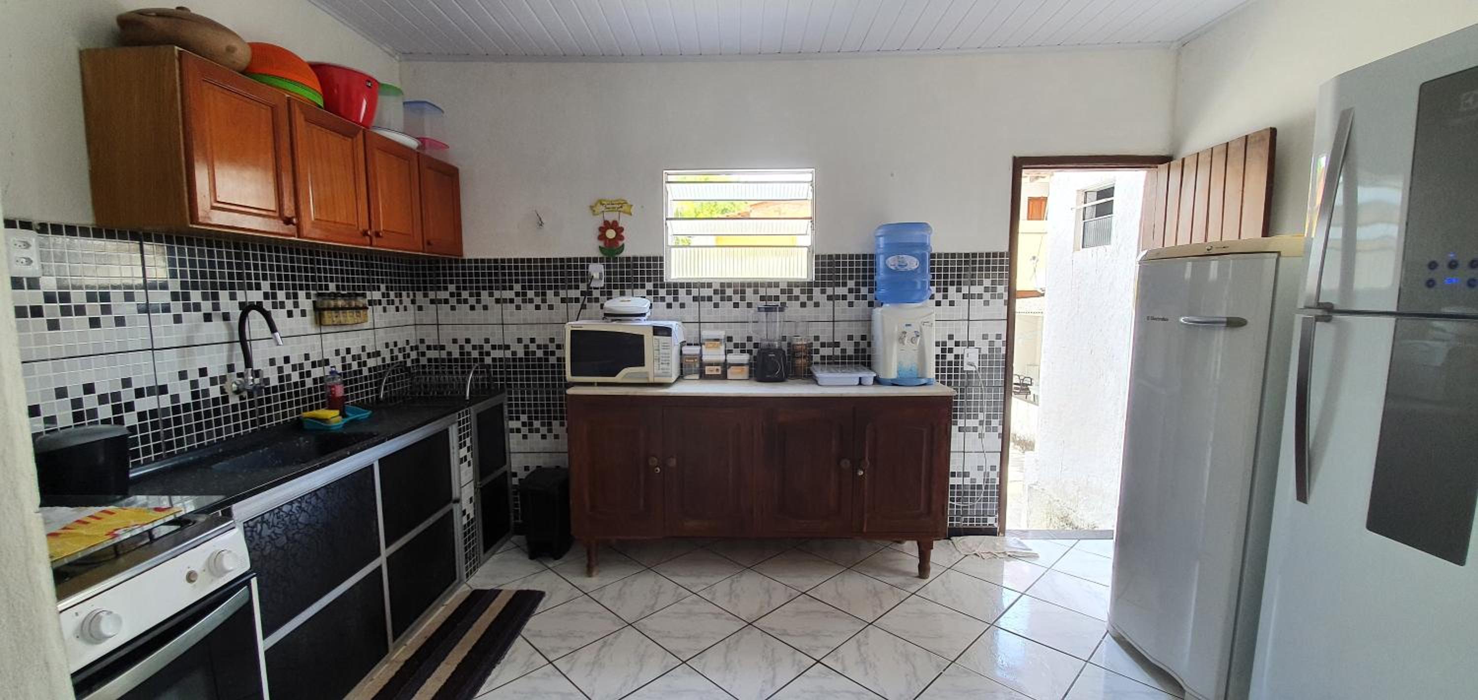 Casa Abade - 4 Quartos - Excelente Localização