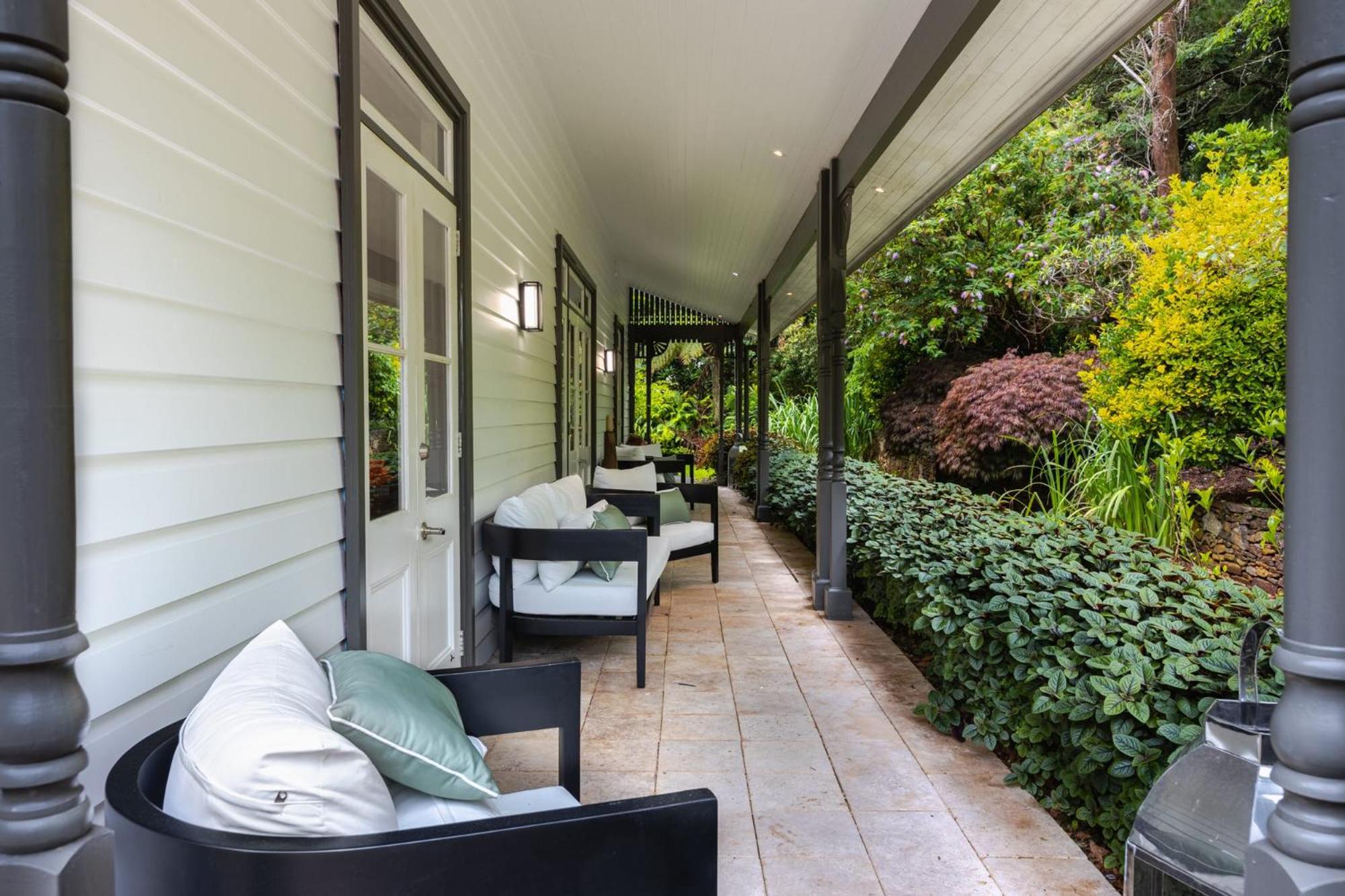 Villa Northcote Luxurious 4BR Wood Fireplace Leura