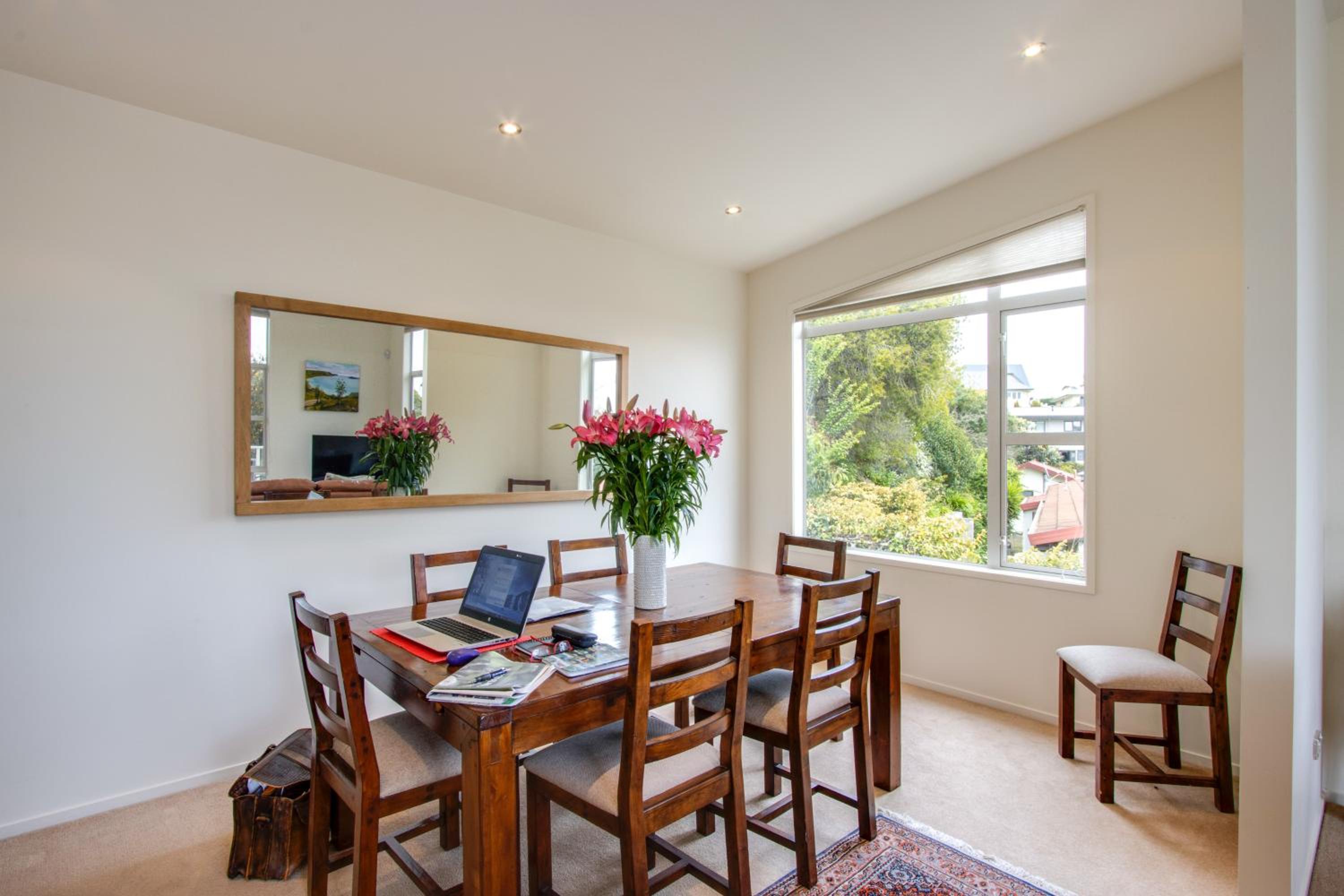 Havelock Wine Down - Havelock North Holiday Home view 5
