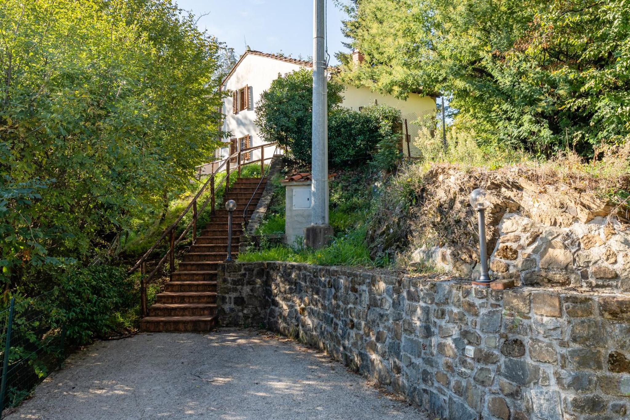 Il Colletto Romantic Stonehouse view 2
