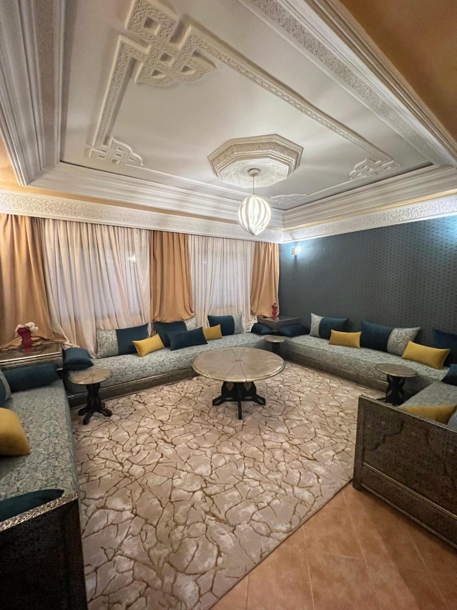 Superbe appartement avec parking gratuit