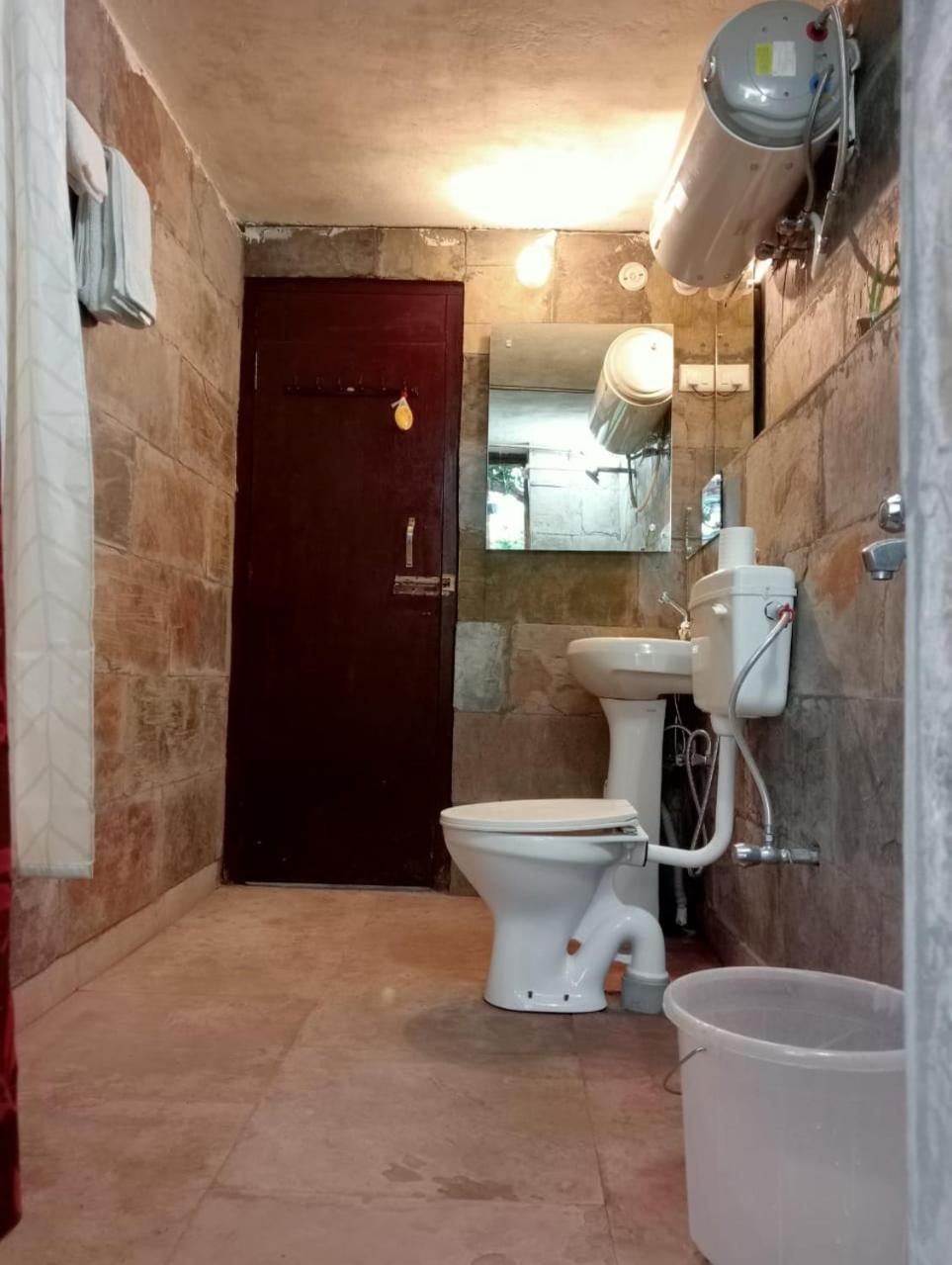 Photo 18