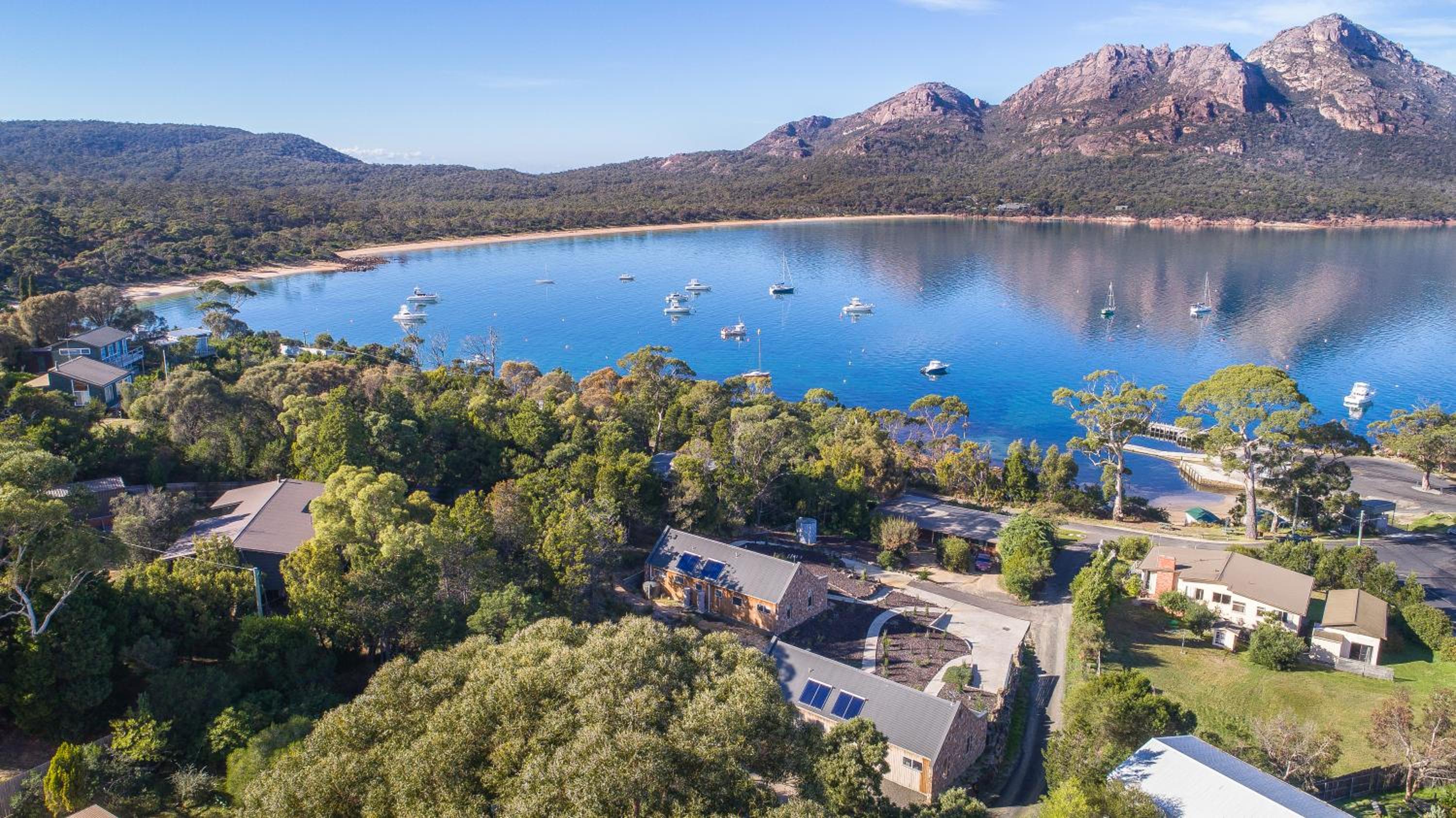 Freycinet Stone Studio 4 - Granite
