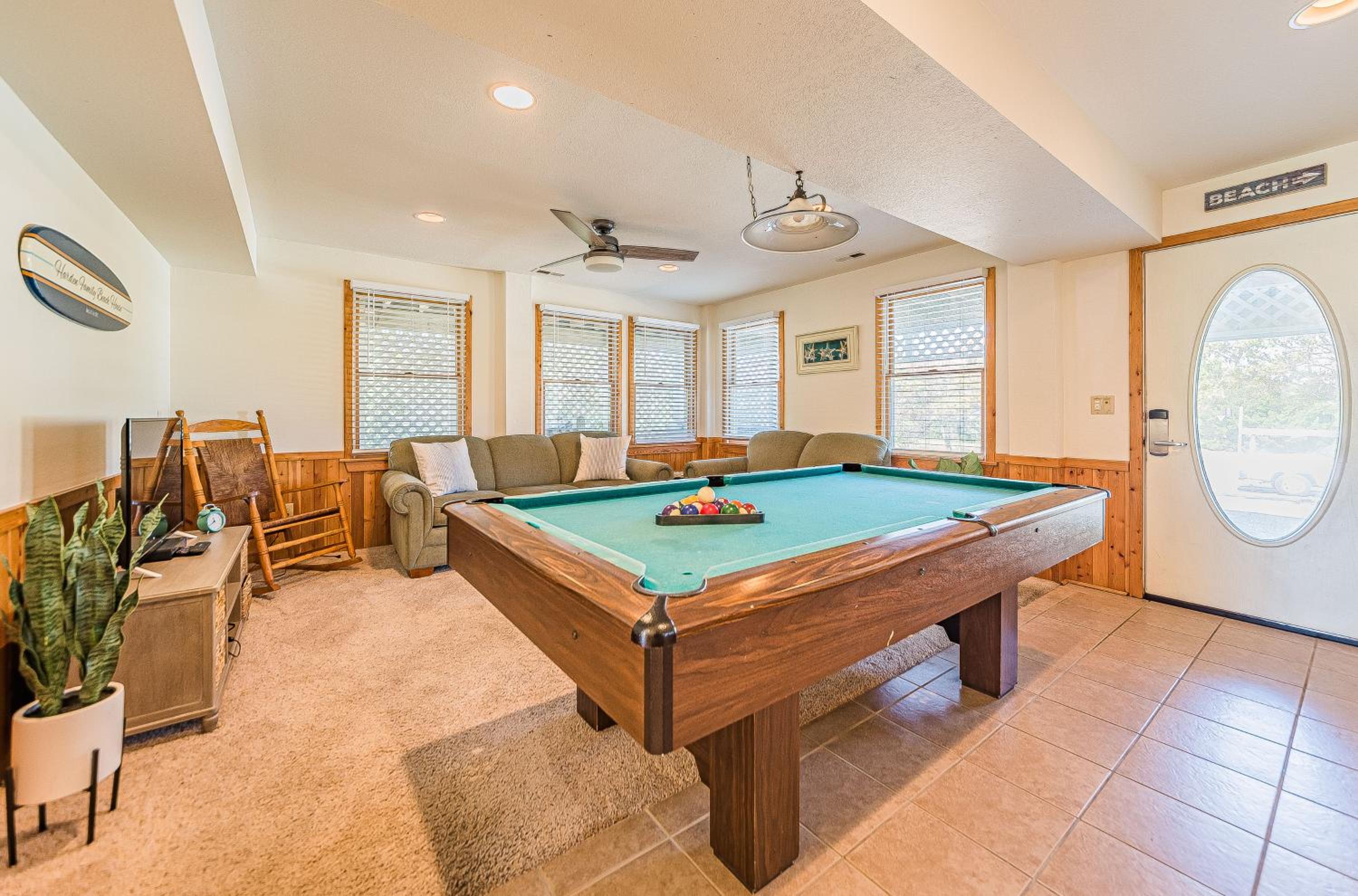 Sound Waves - Duck, Carolina Dunes, 150 Yds to Beach, Ocean View, Pool, Hot Tub, Flex Stays view 4