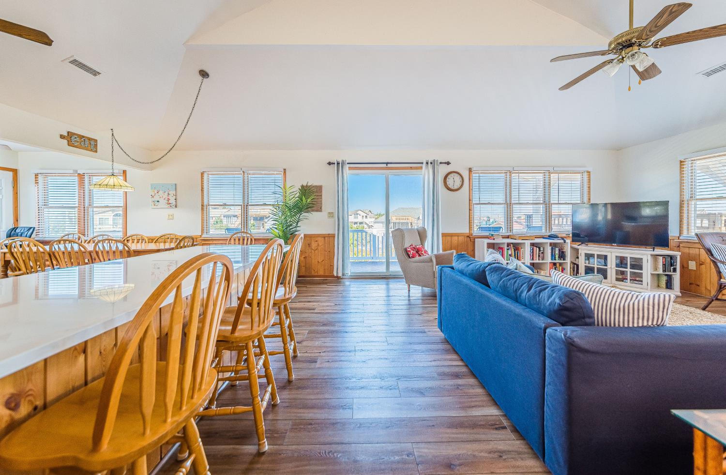 Sound Waves - Duck, Carolina Dunes, 150 Yds to Beach, Ocean View, Pool, Hot Tub, Flex Stays view 5