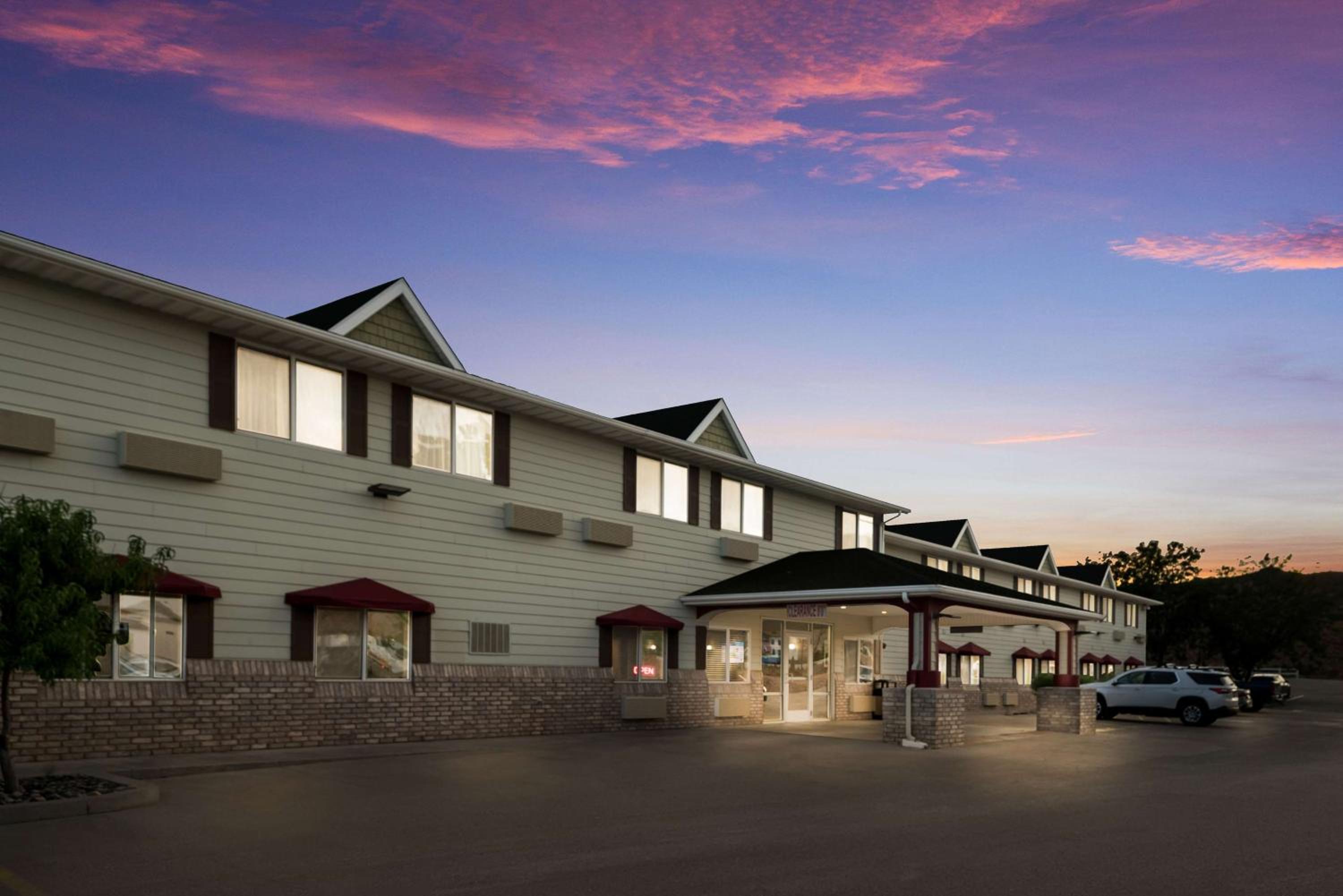 Richfield Vacations - Best Western Richfield Inn - Property Image 6