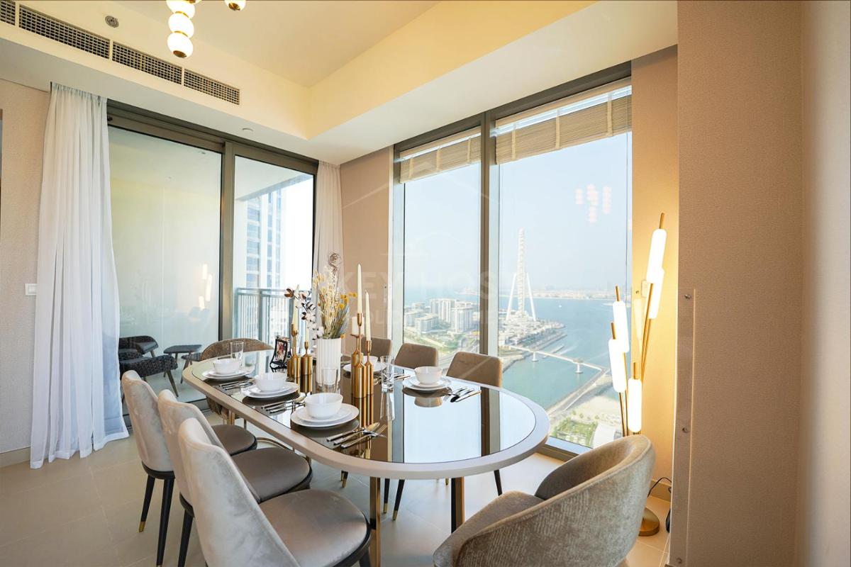 KeyHost - Superior 3BR Sea View - 52 42 Towers Dubai Marina- K2920
