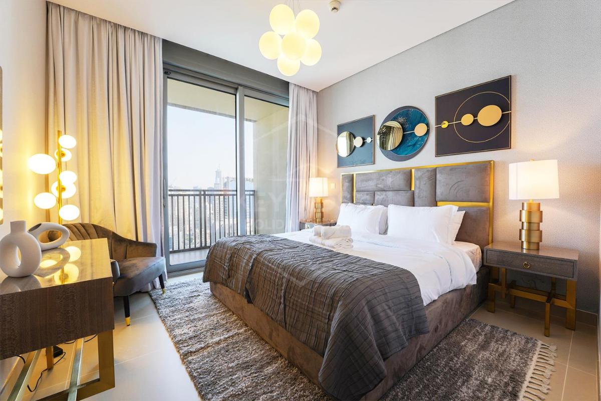 KeyHost - Superior 3BR Sea View - 52 42 Towers Dubai Marina- K2920