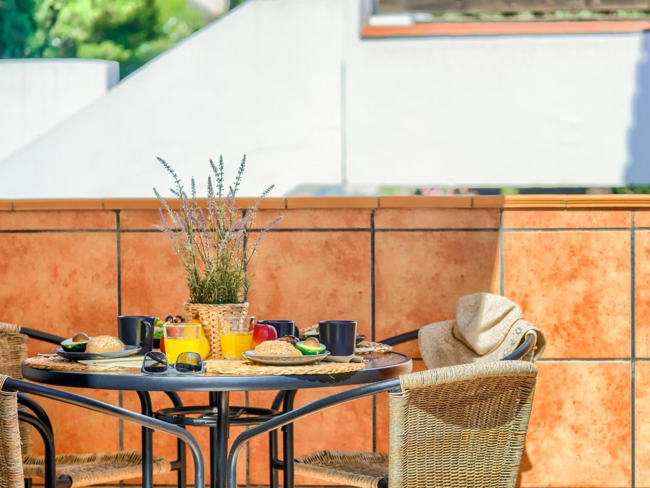 balance & terrace