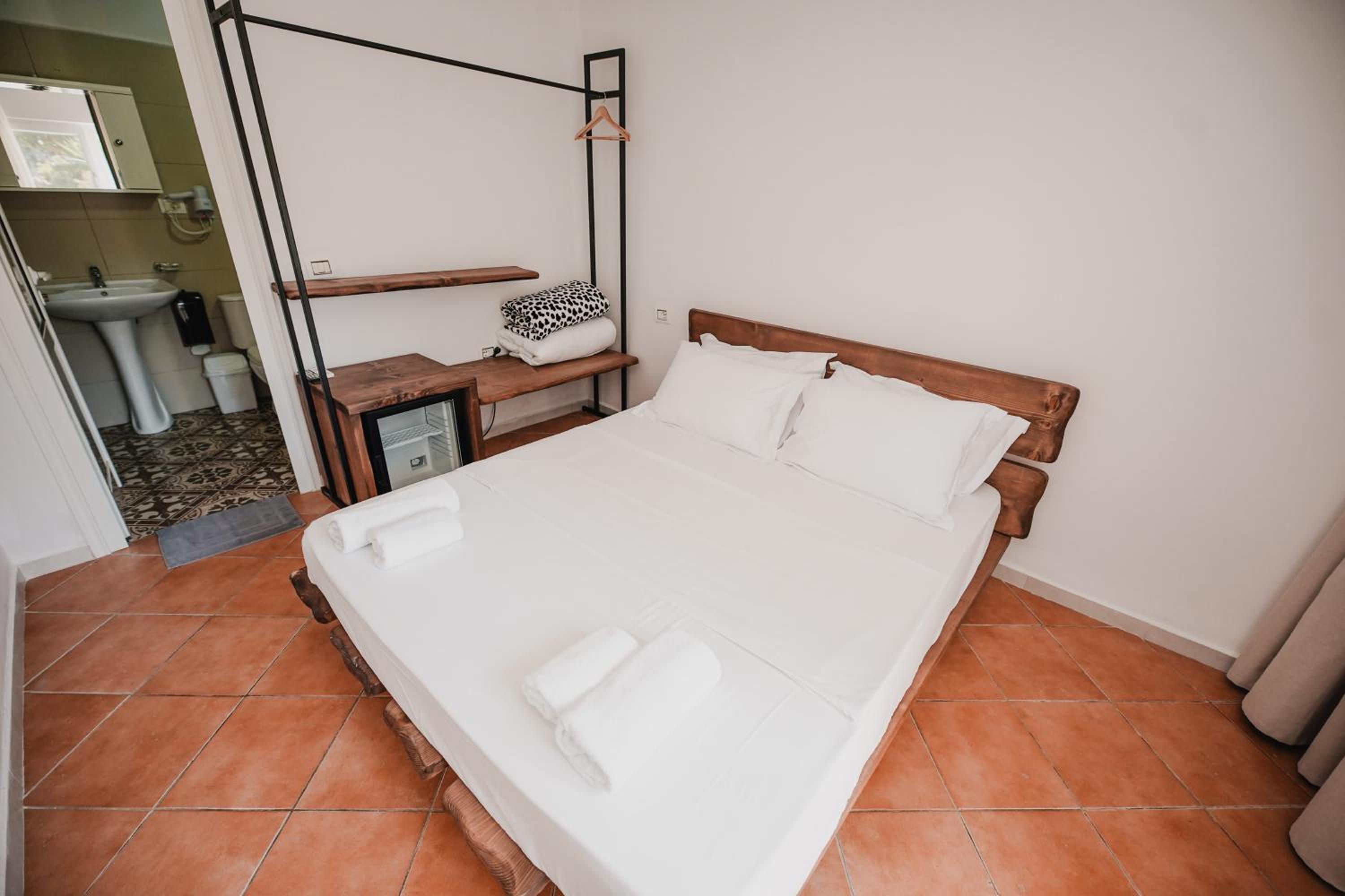 Drymades Bungalows Adults Only