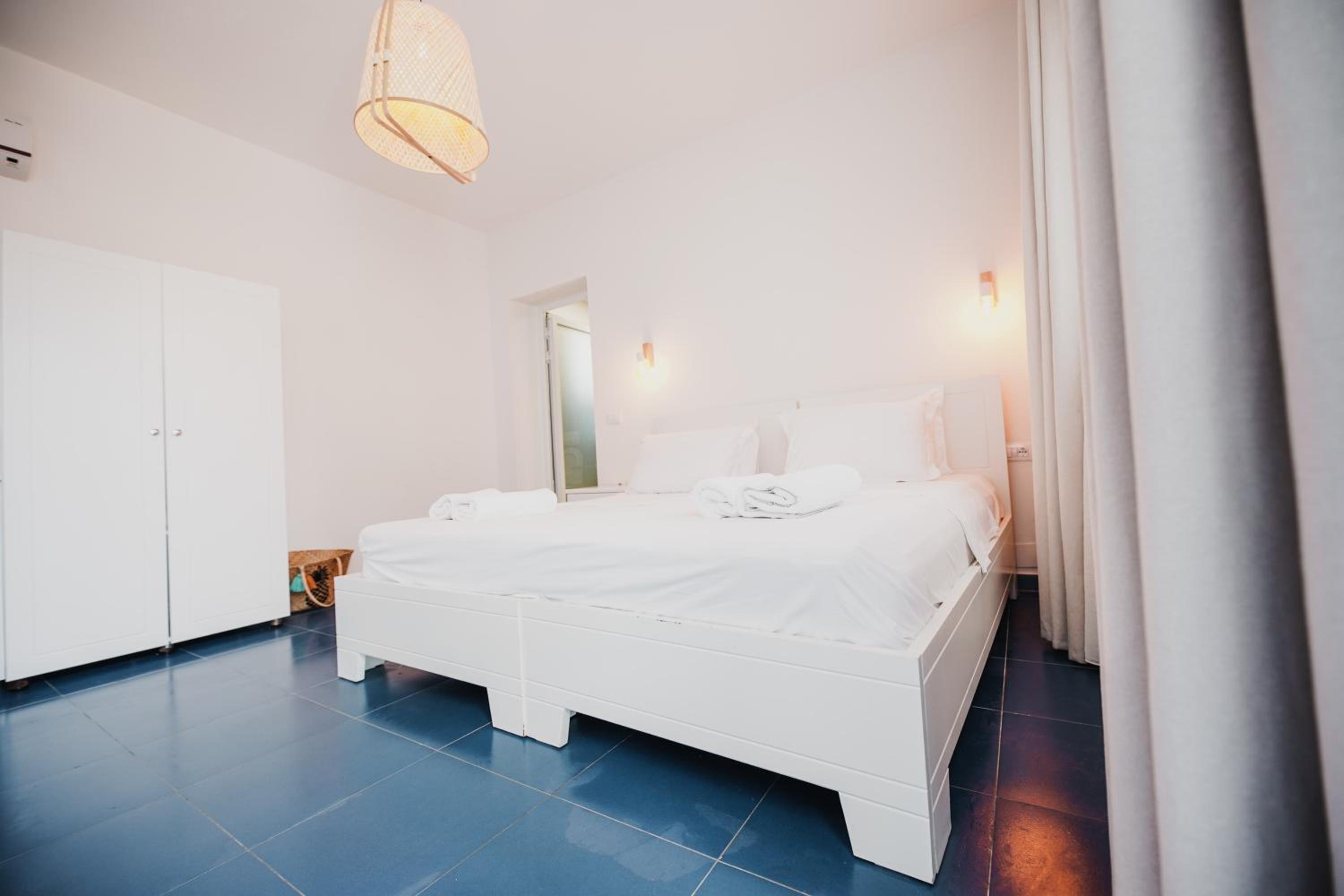 Drymades Bungalows Adults Only