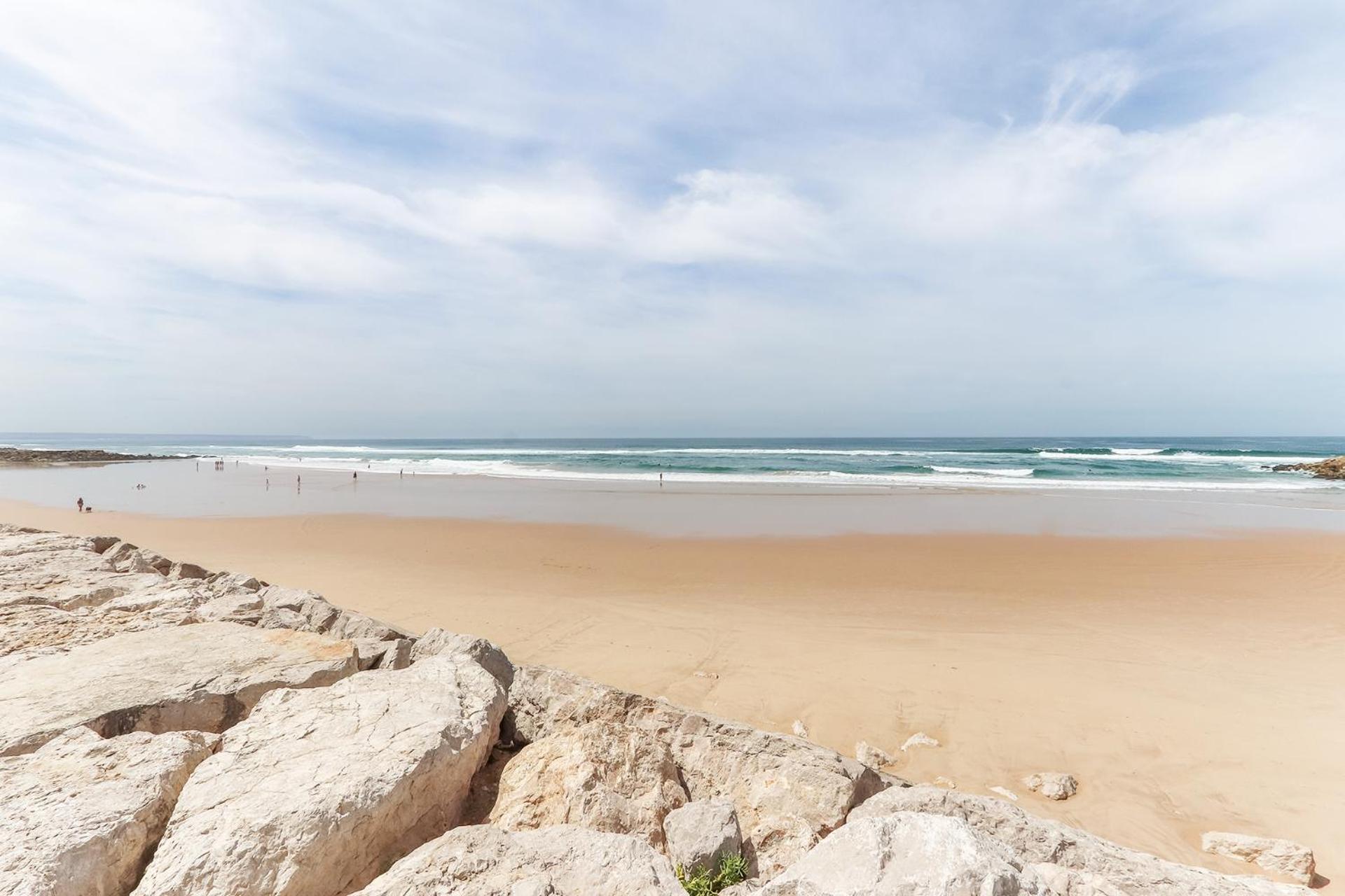 Vita Portucale ! Costa Caparica Triplex w/ Terrace view 3