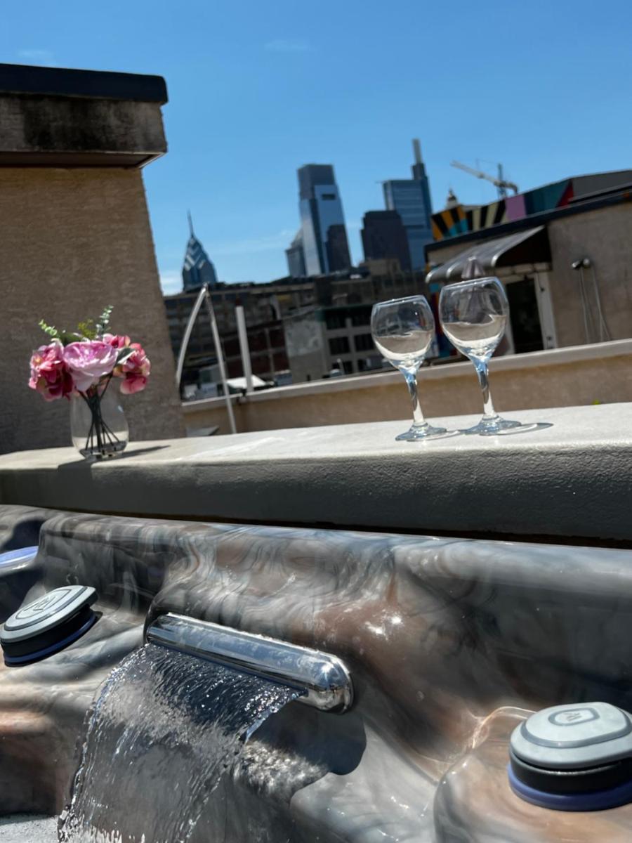 Hotel Center City Roofdeck Hot Tub W Garage