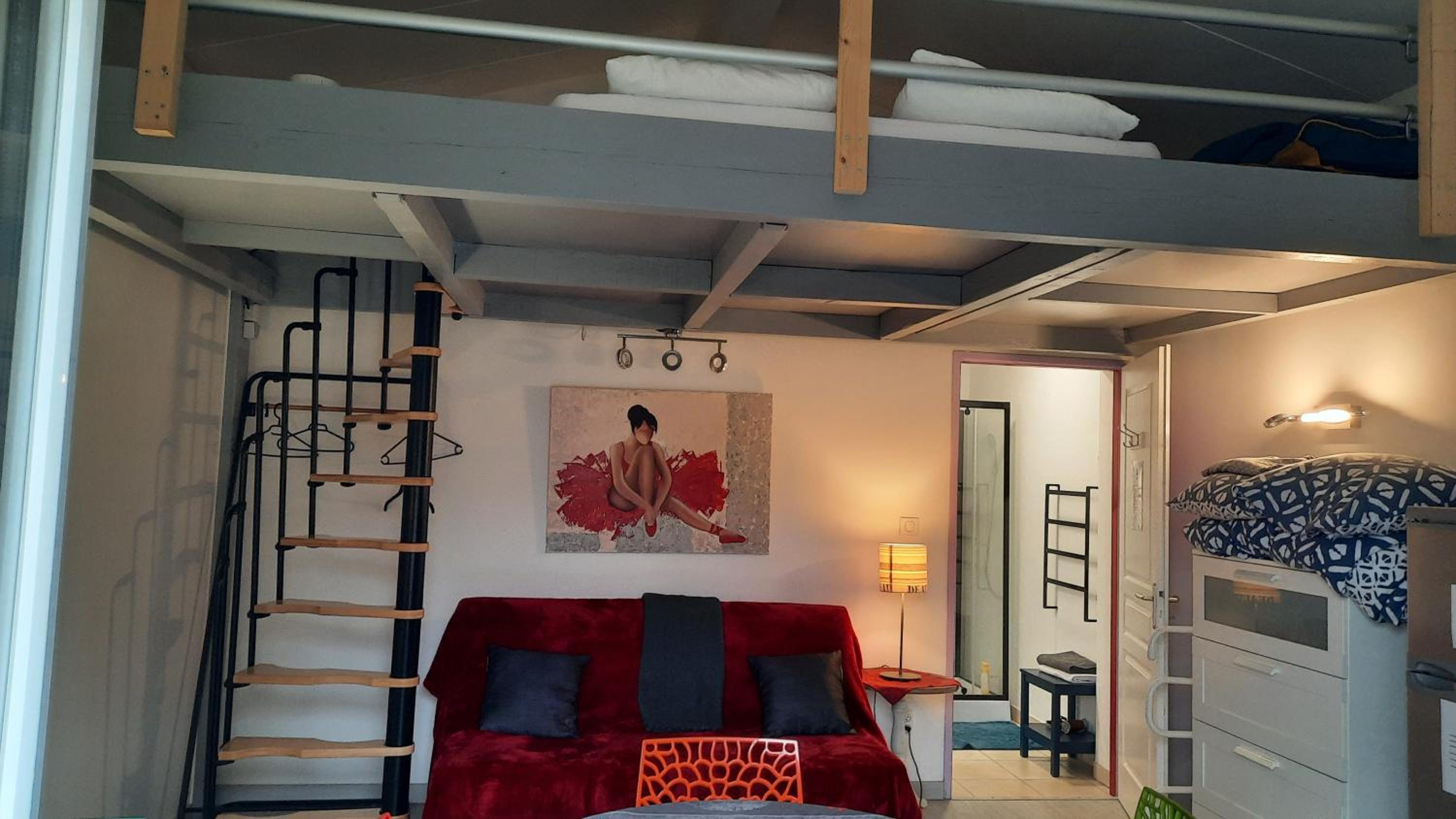 DORMIR A MONTAUBAN Logements Carreyrat Calme et Verdoyant