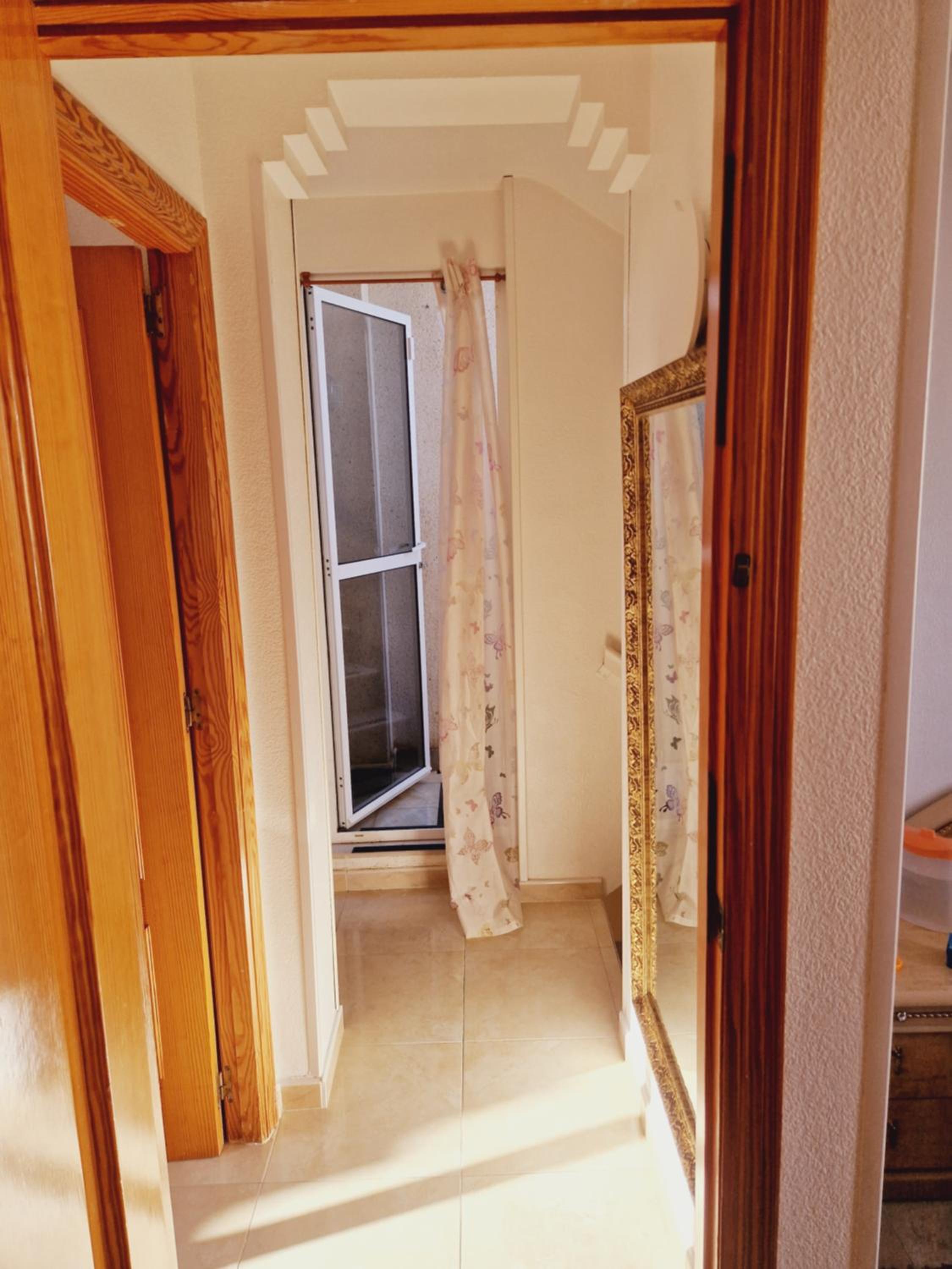 Magnifico chalet adosado en Torrevieja, Alicante.