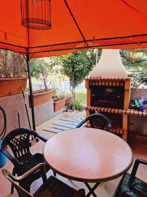 Magnifico chalet adosado en Torrevieja, Alicante.