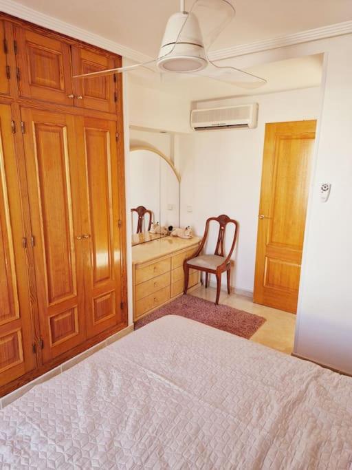 Magnifico chalet adosado en Torrevieja, Alicante.