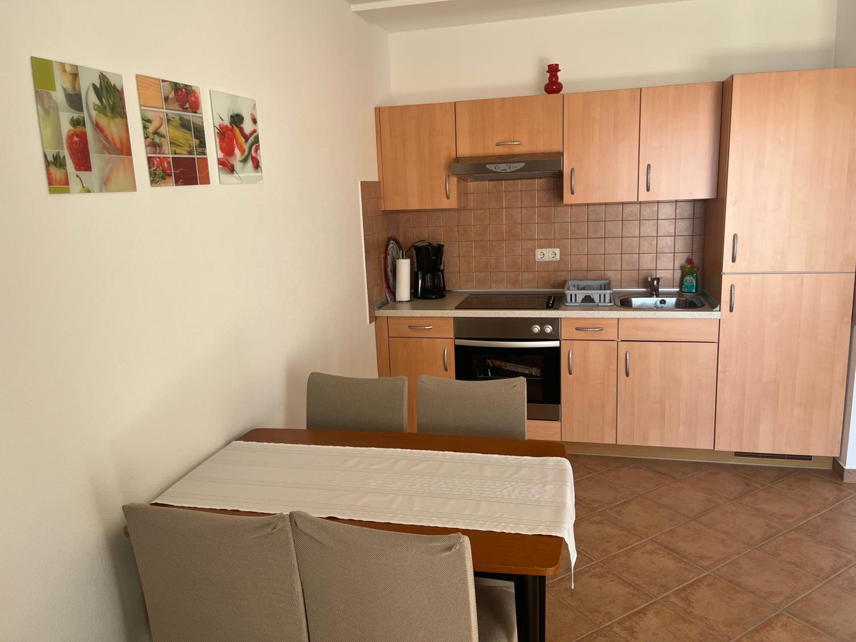 Apartmani Emil view 5