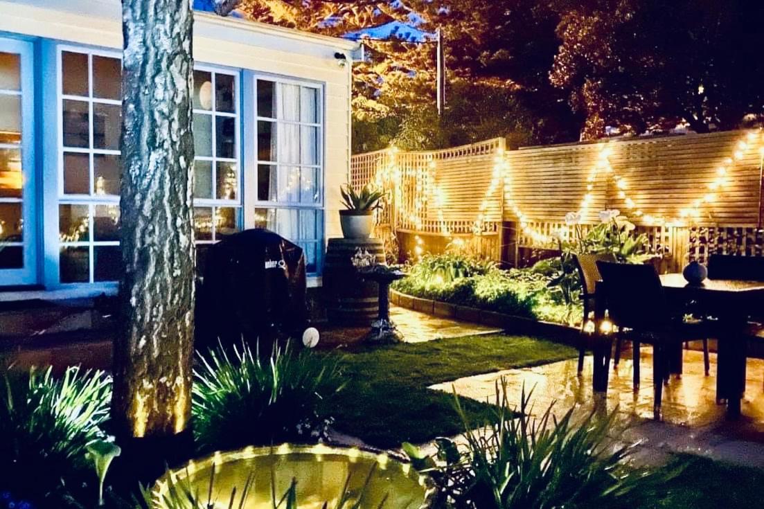 Edge17 Waterfront Apartment, plus Cottage with Garden View - Port Fairy