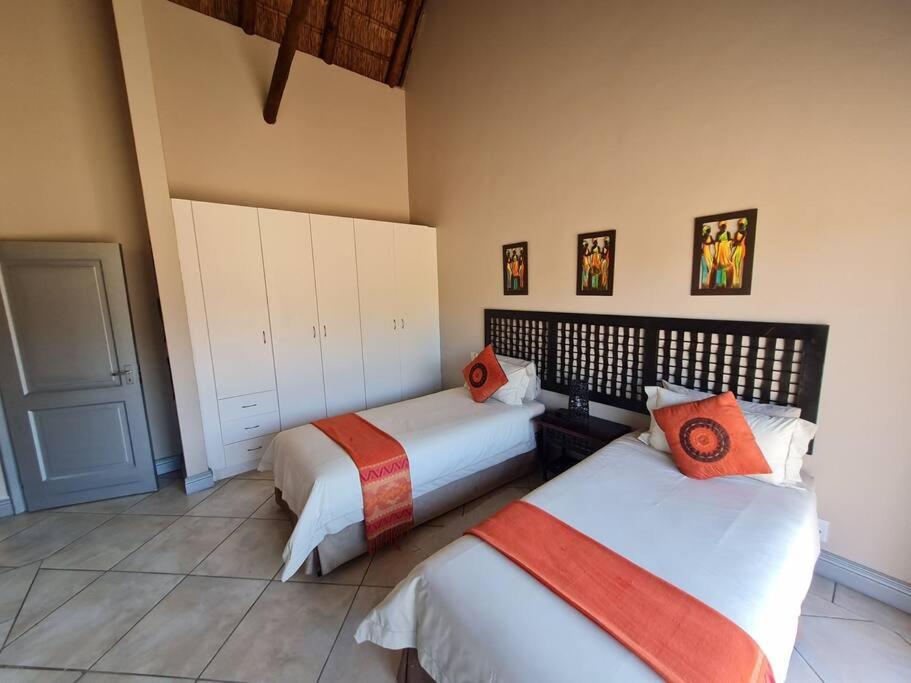 Moshate Lodge Zebula 4 Bedroom Holiday home view 5