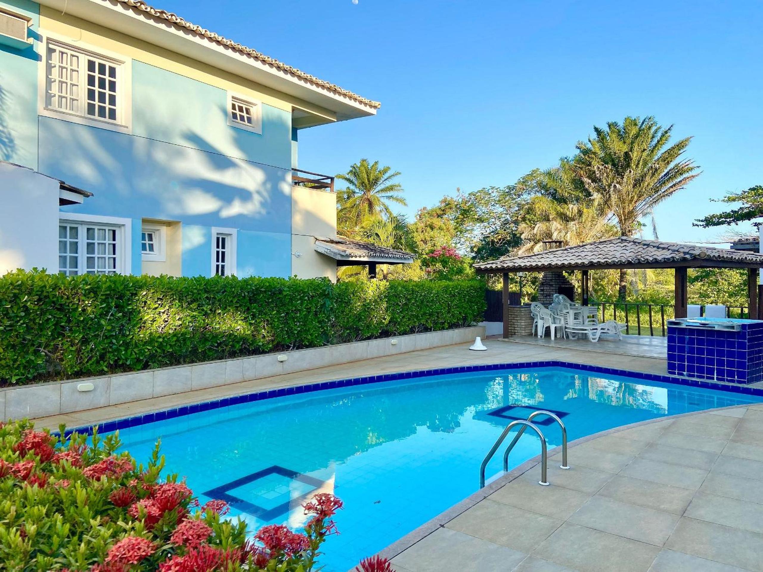 GB07 Great House 4 Suites with Pool in Guarajuba