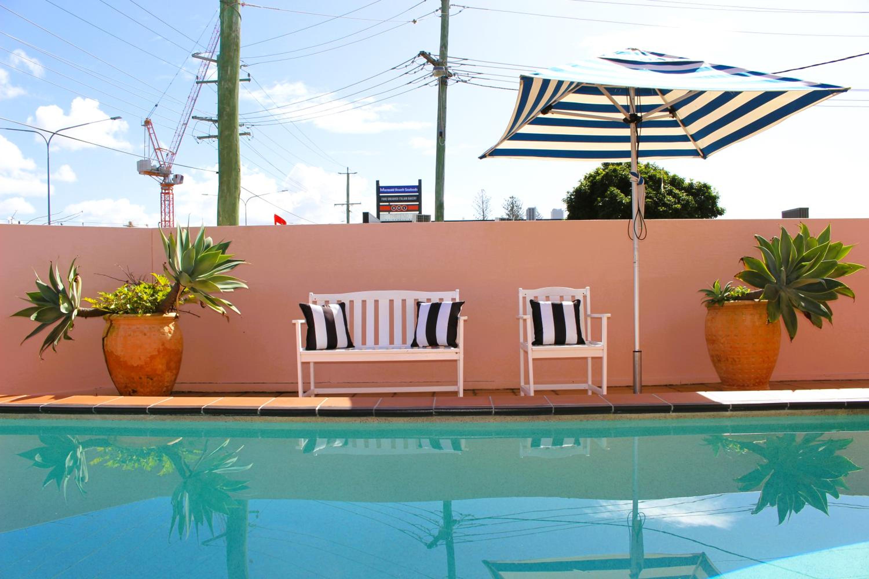 Camden Motor Inn - Image 2