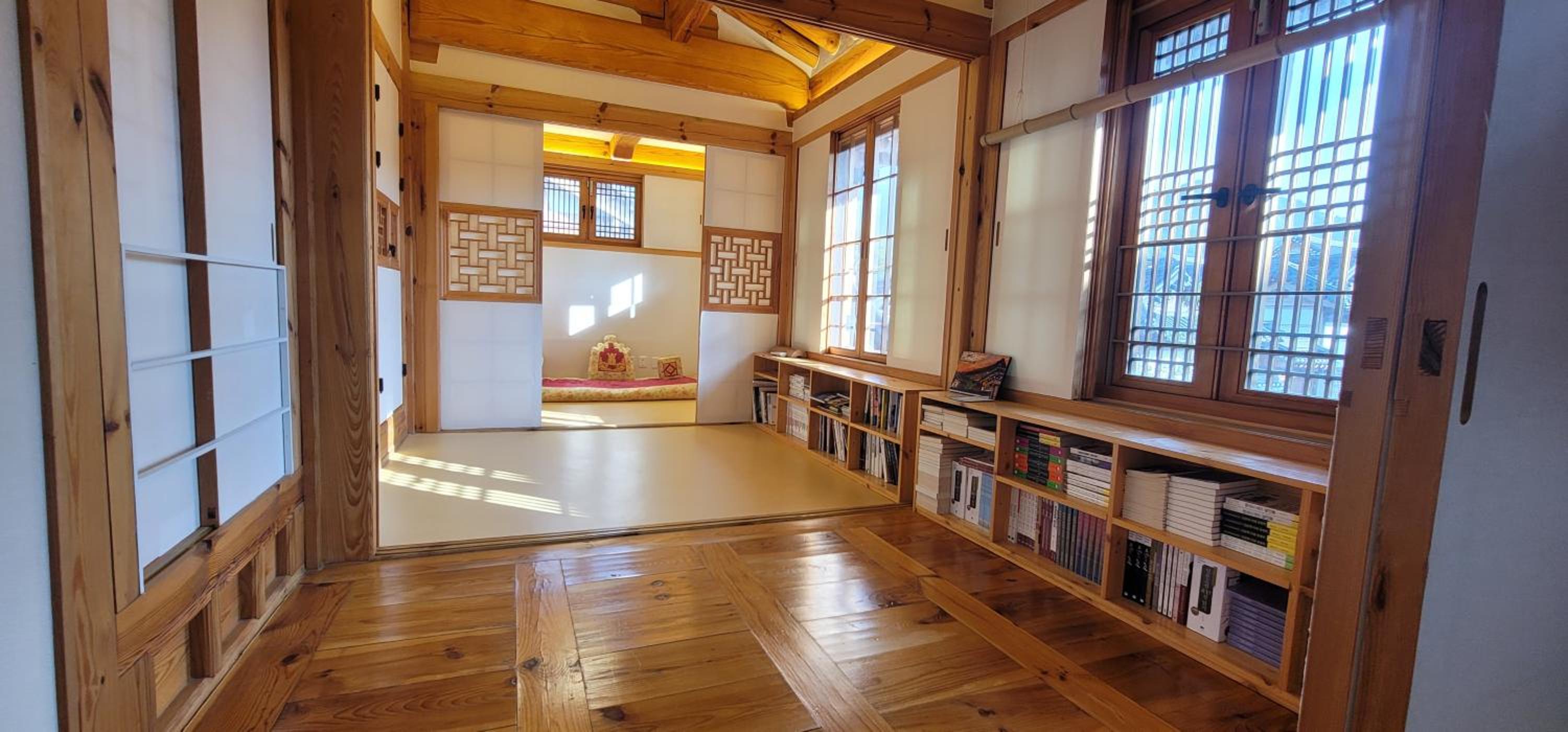 Chaehyodang Hanok Stay view 5