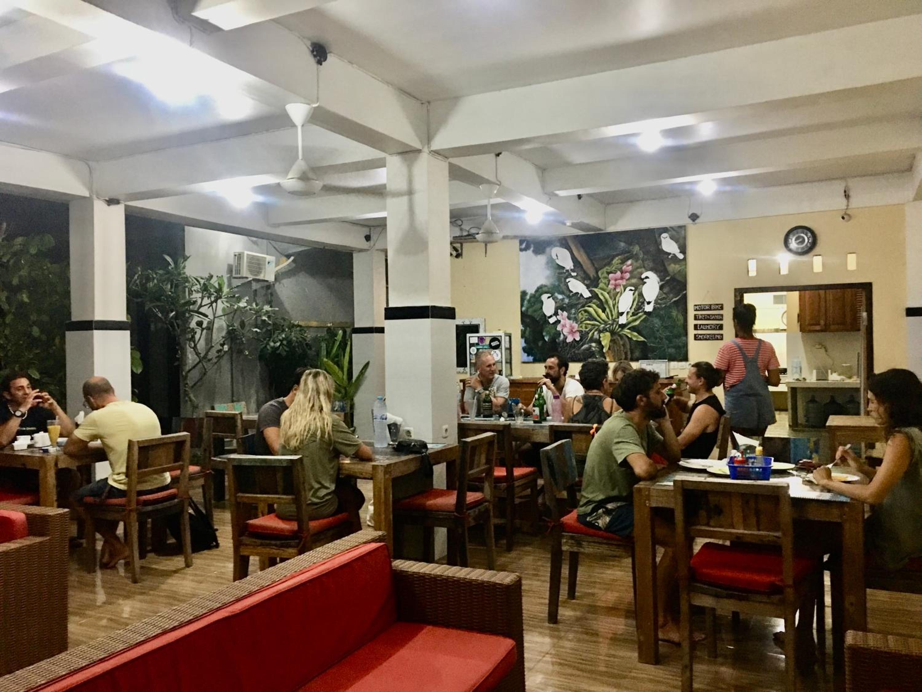 dining