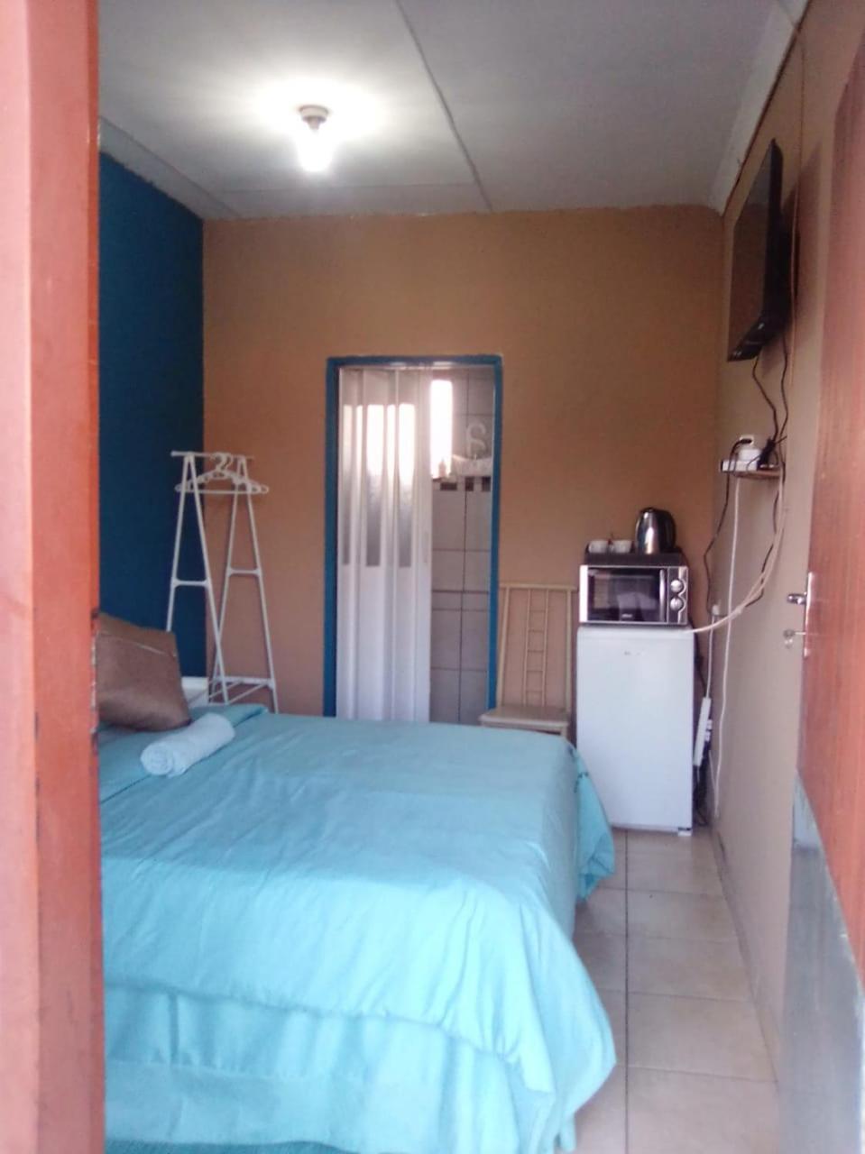 Photo 6