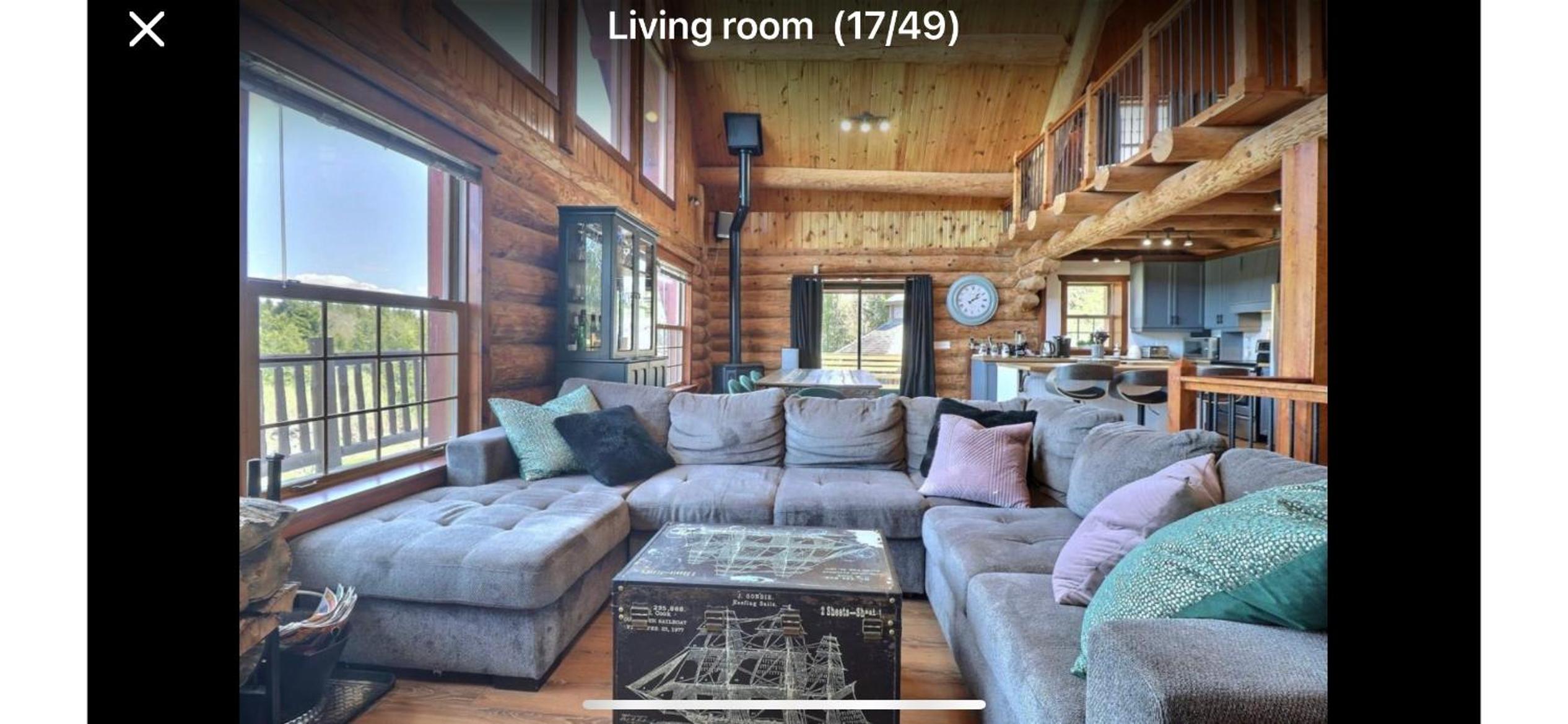 Chalet en bois rond view 3