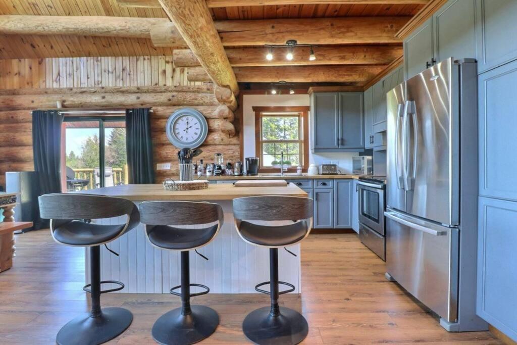 Chalet en bois rond view 4