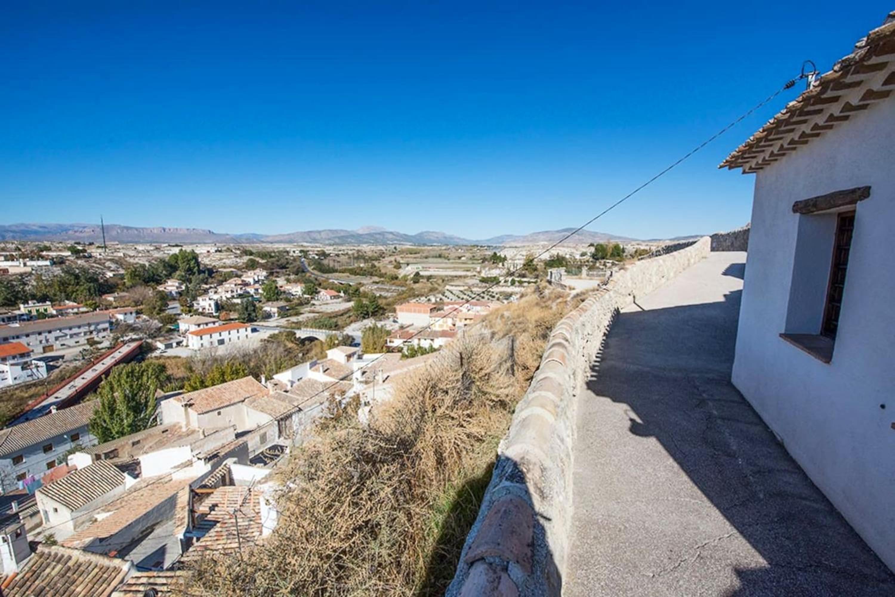 Charming House in Galera - Fireplace & Terrace view 3