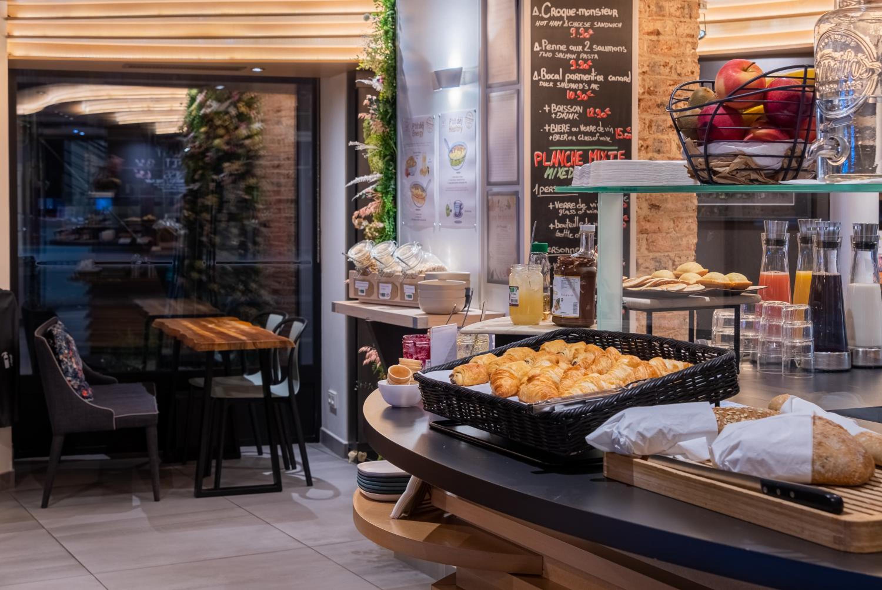 Urban Bivouac Hotel