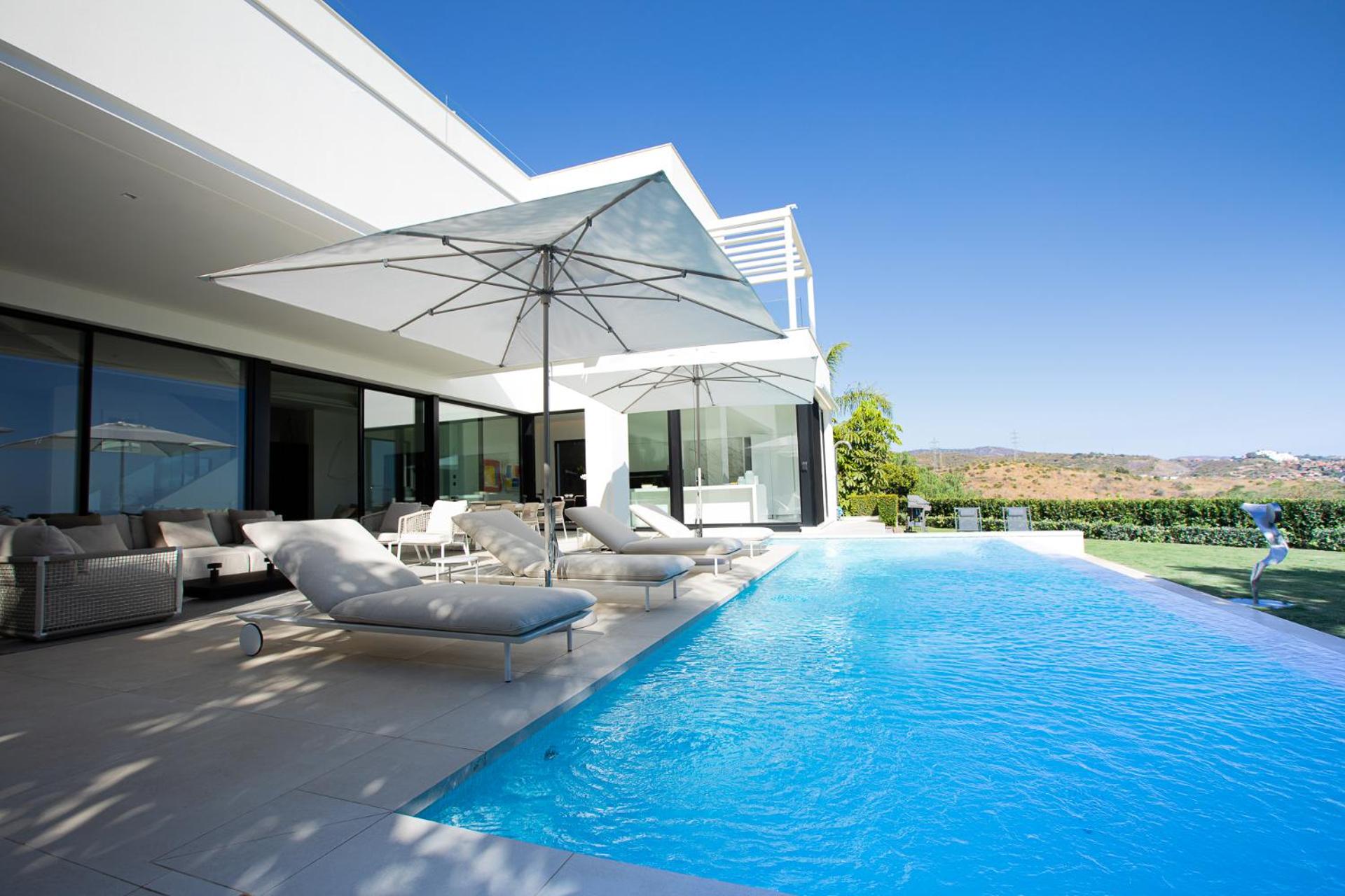 Villa Royale, moderna villa con piscina y vistas al mar view 5