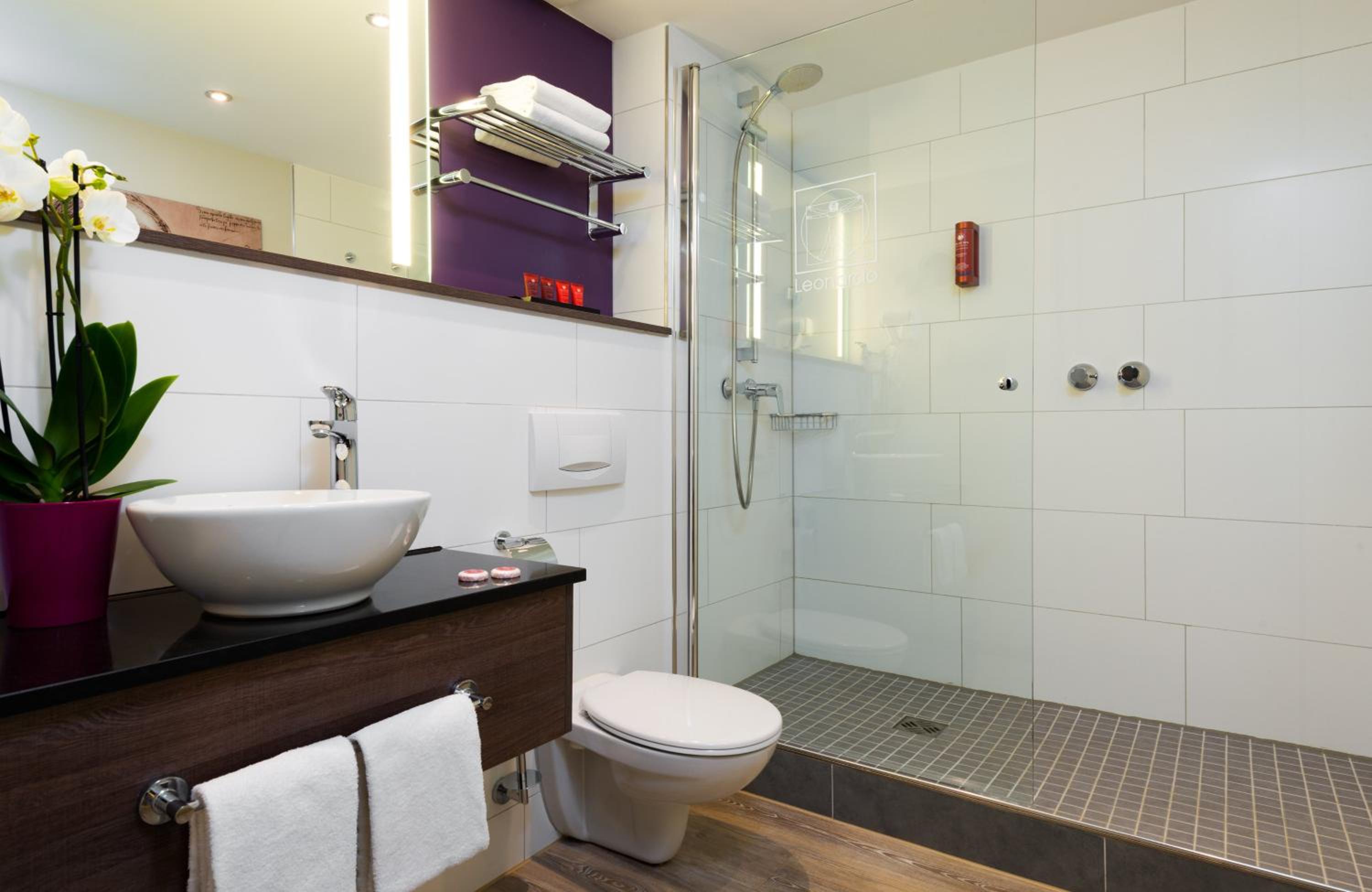 Leonardo Hotel Frankfurt City Center - Property Image 2