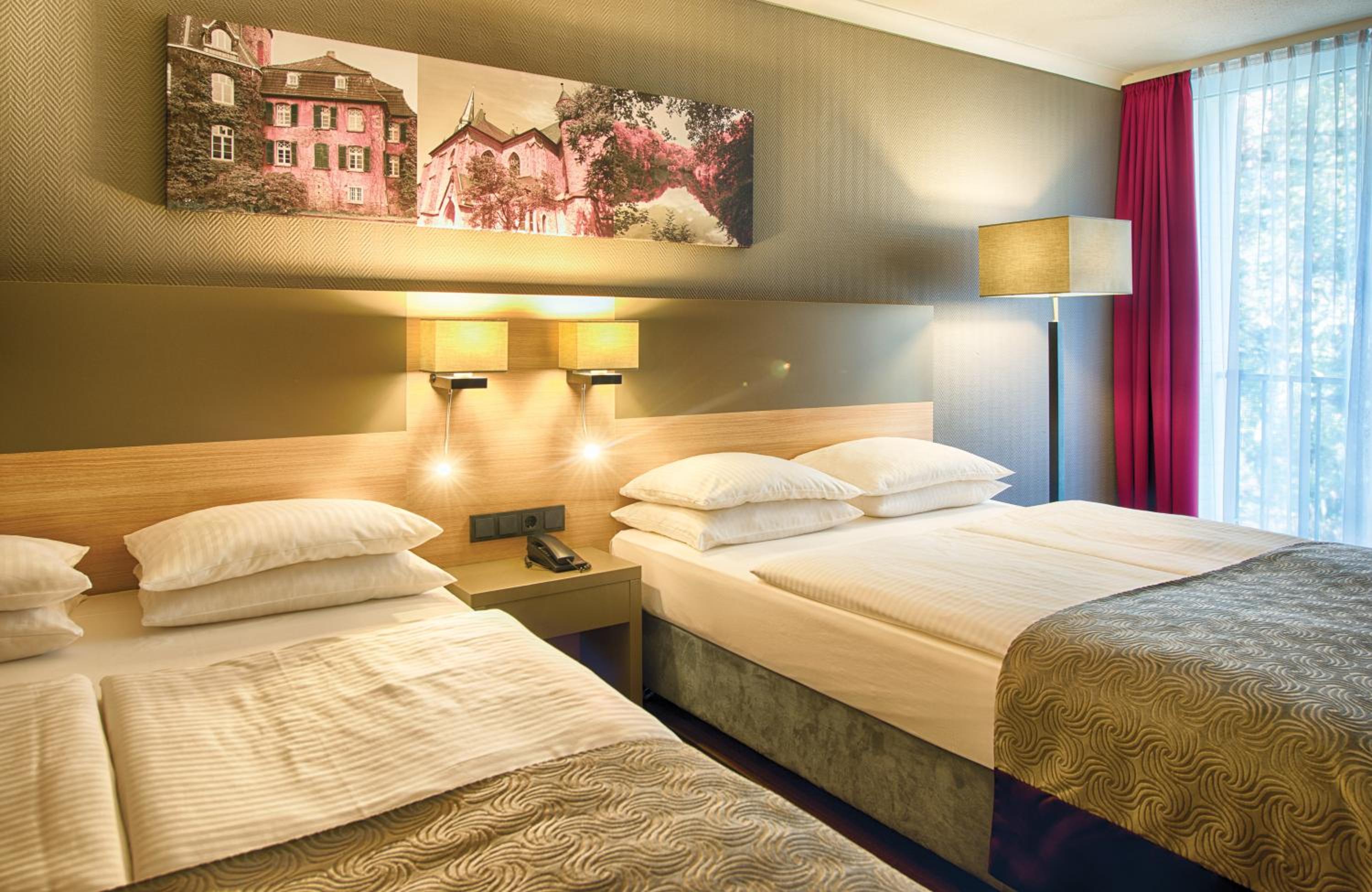 Ratingen Vacations - Leonardo Hotel Dusseldorf Airport Ratingen - Property Image 2