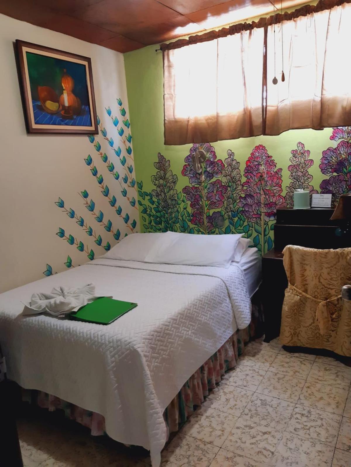 Hotel Oasis
