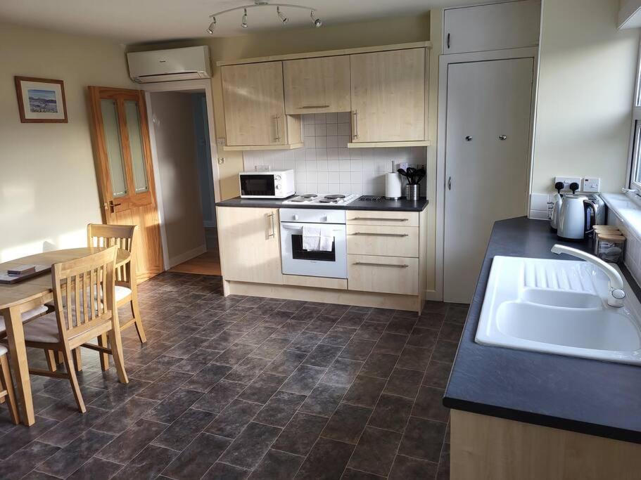 Kirbister Mill Farm Cottage view 3