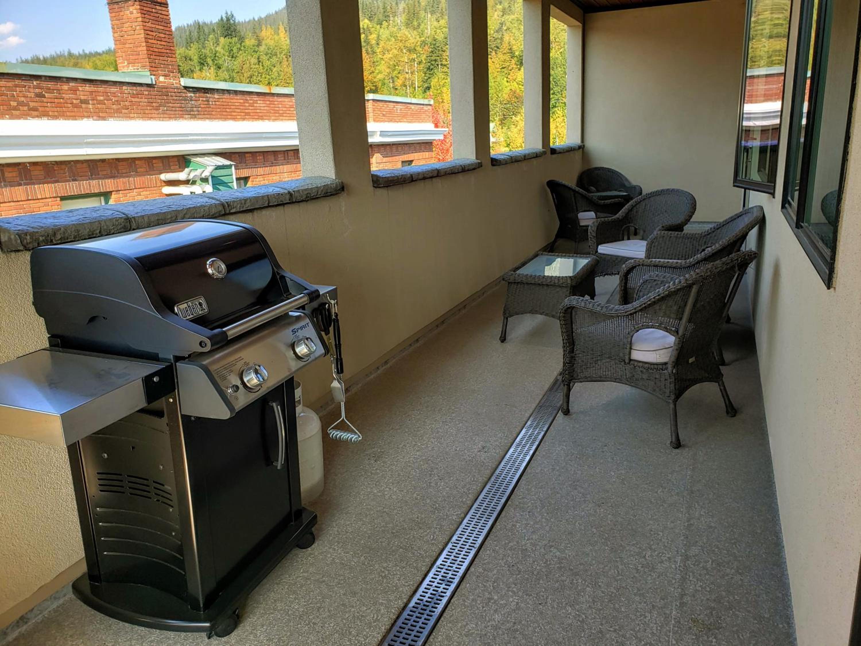 Hotel Alpenglow Penthouse By Revelstoke Vacations