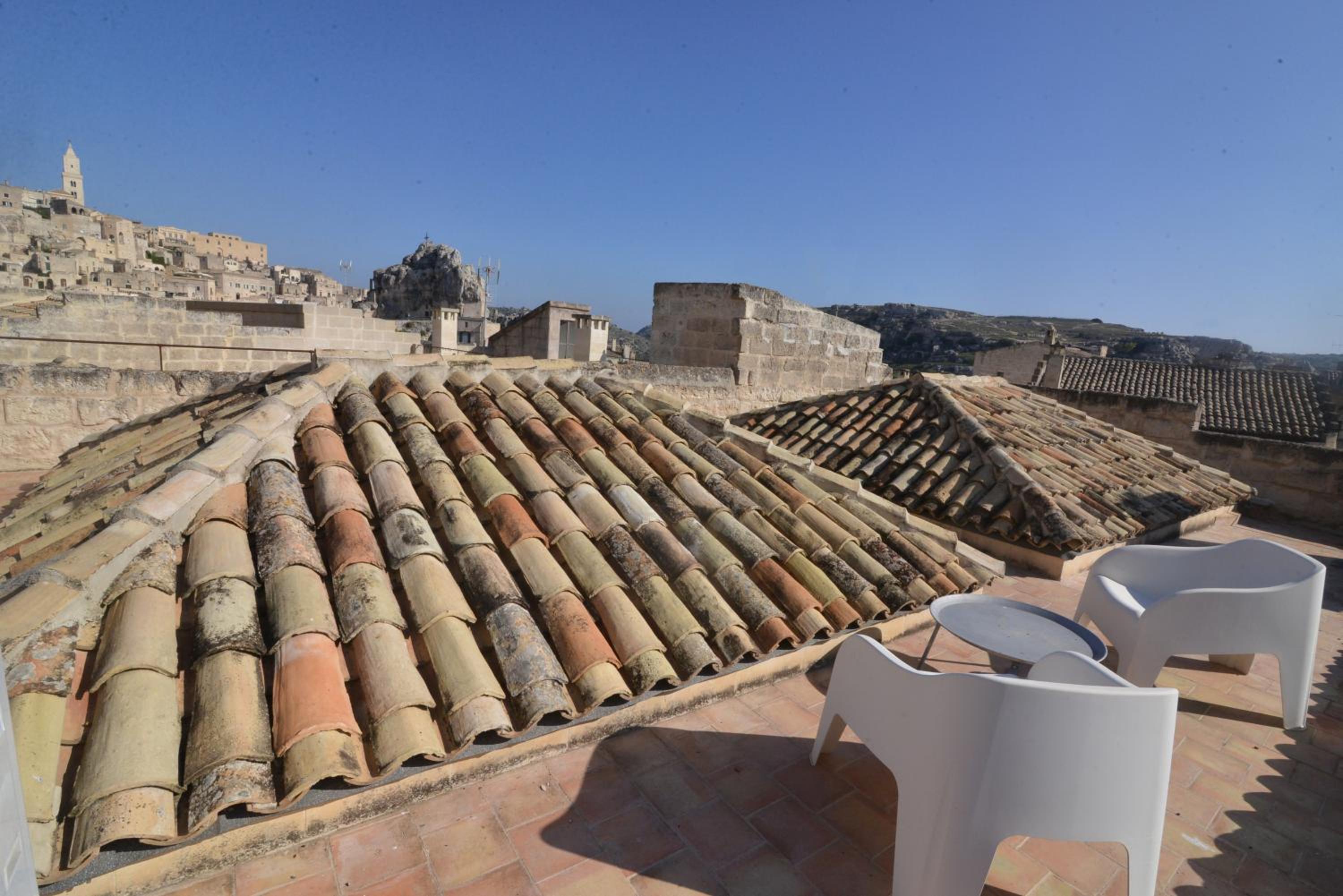 Comera en Matera — balance & terrace