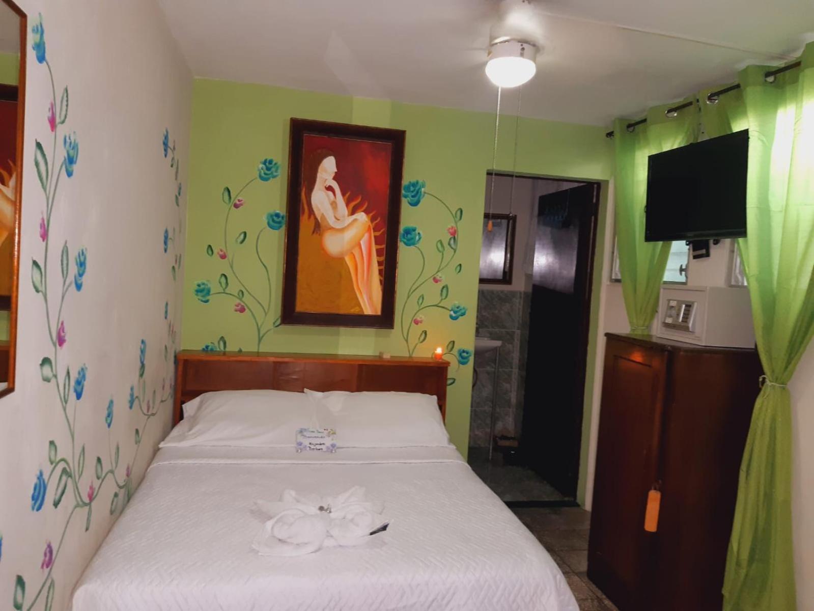 Hotel Oasis