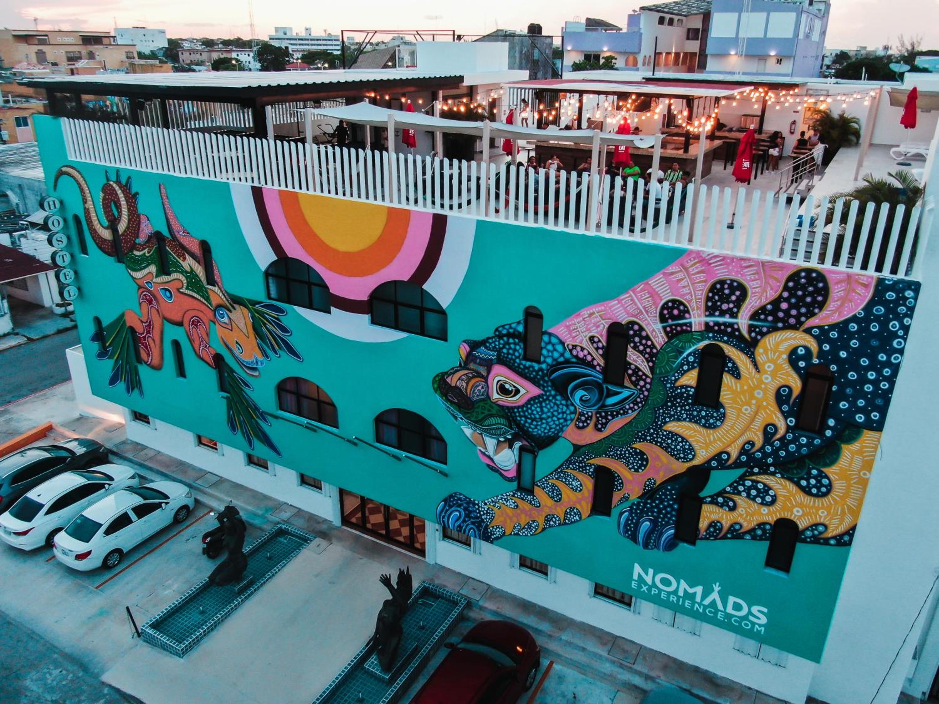 Hotel Nomads Party Hotel - Image 1