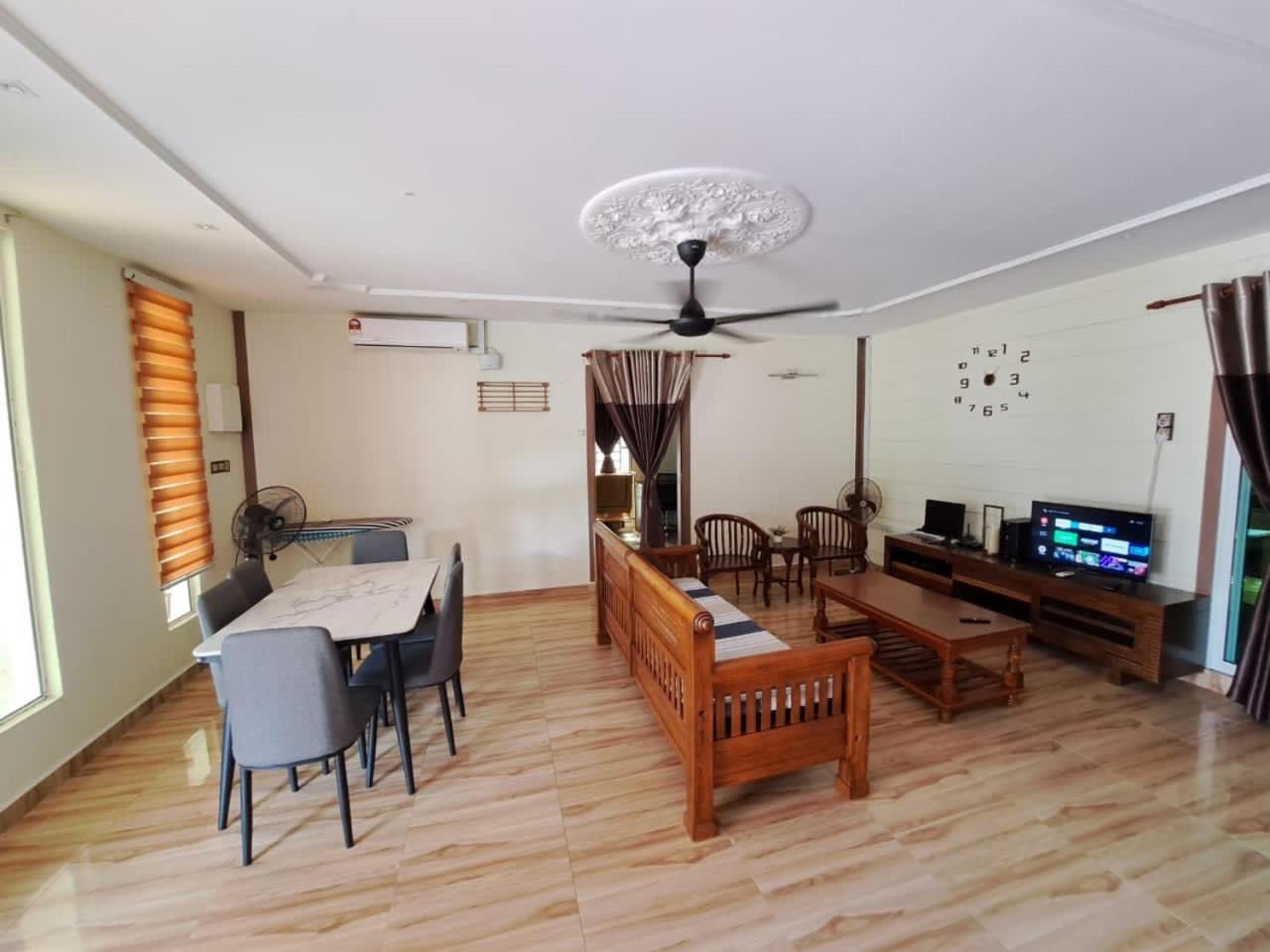 Rayyan Ashraf homestay photo 3