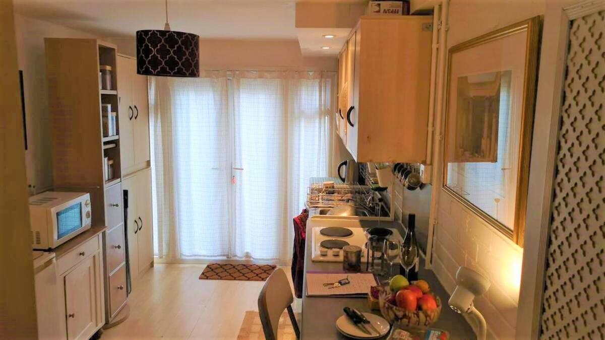 1 Dbl Bed Ground Floor Modern Oriental Flat Greenwich Park