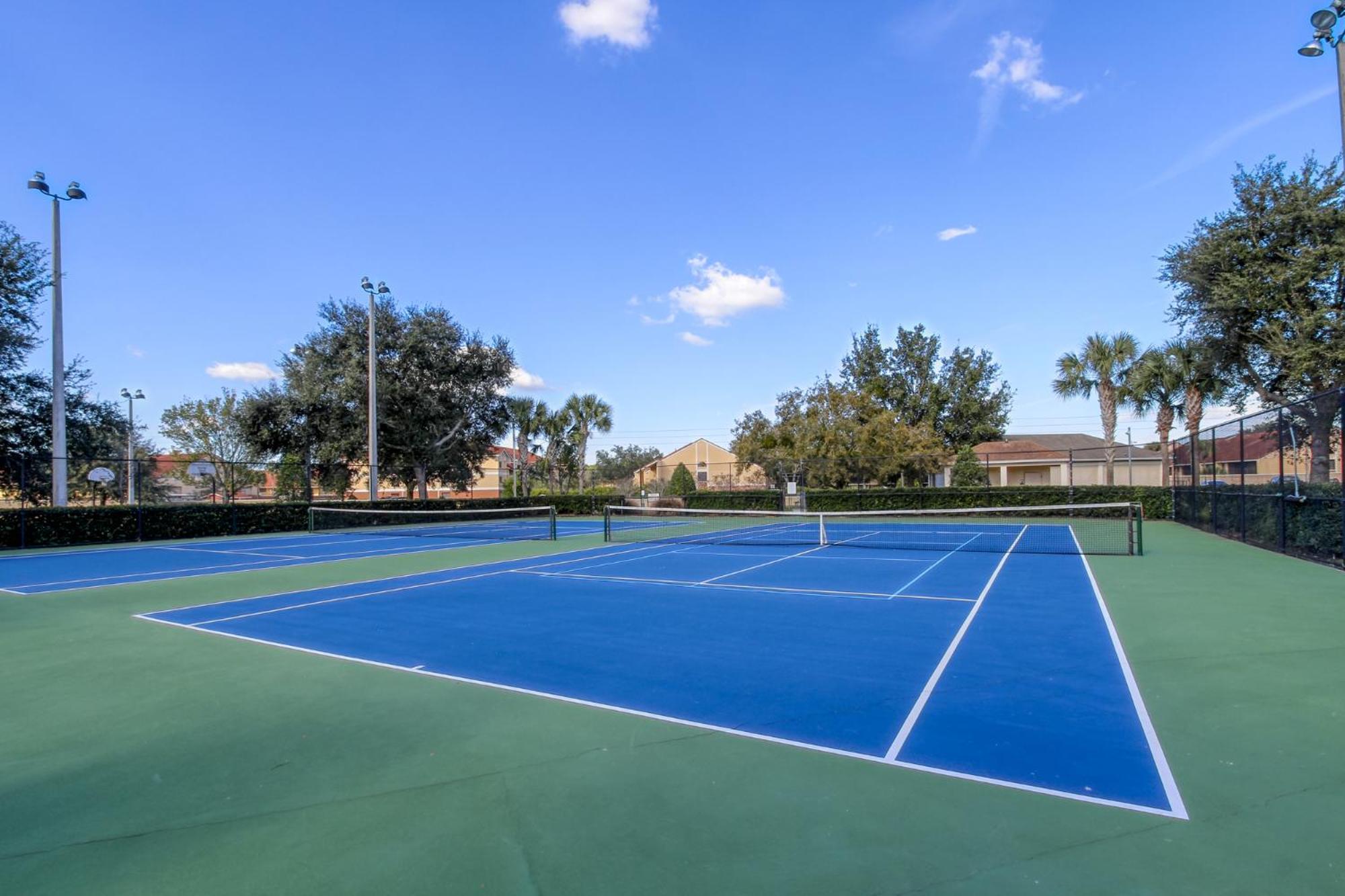Mickey's Ranch - 4 bed pool home - Windsor Hills