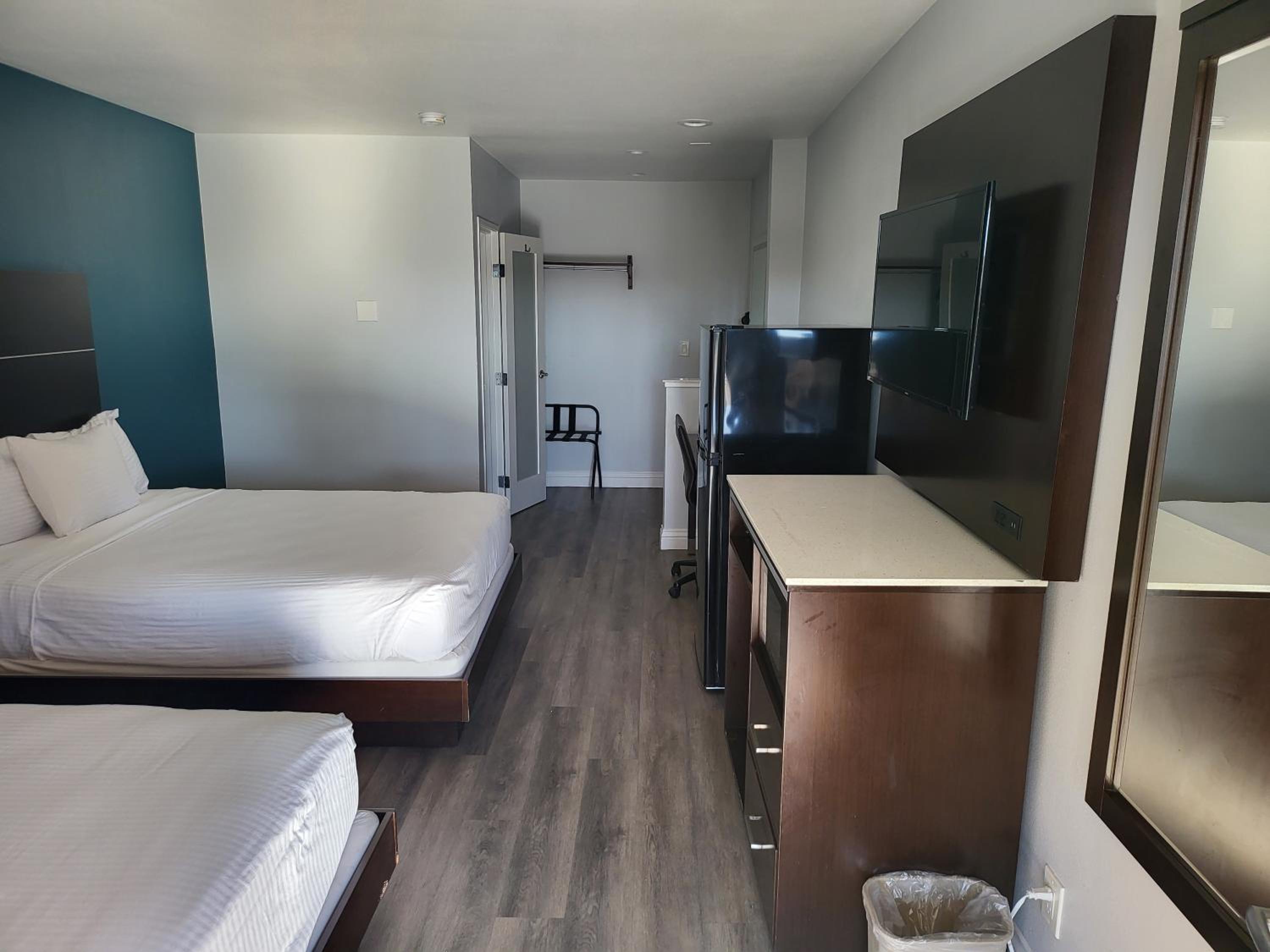 Vallejo Vacations - Motel 6 Vallejo, CA - Napa Valley - Property Image 9